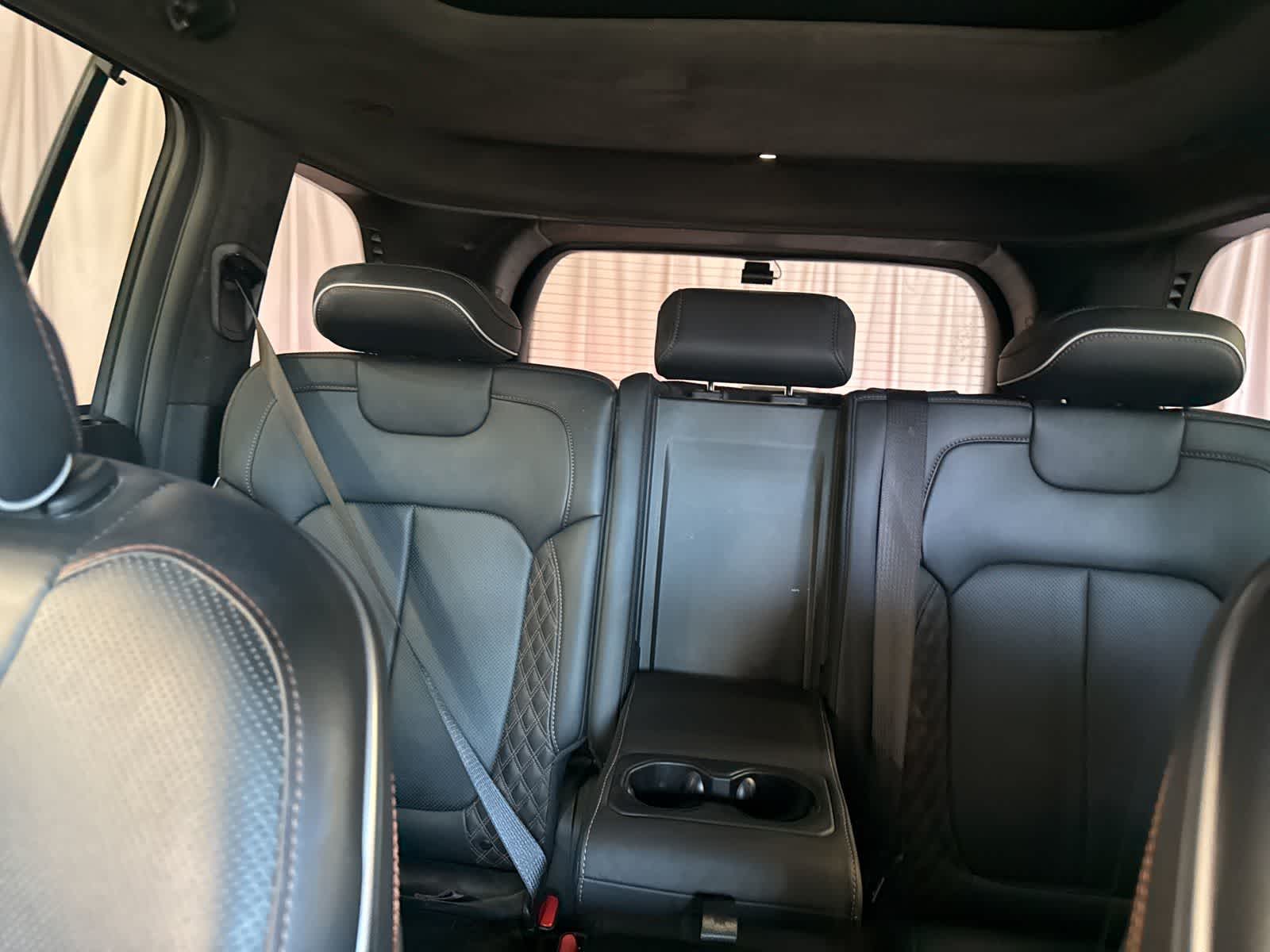 Thumbnail: 2023 Jeep Grand Cherokee - 14