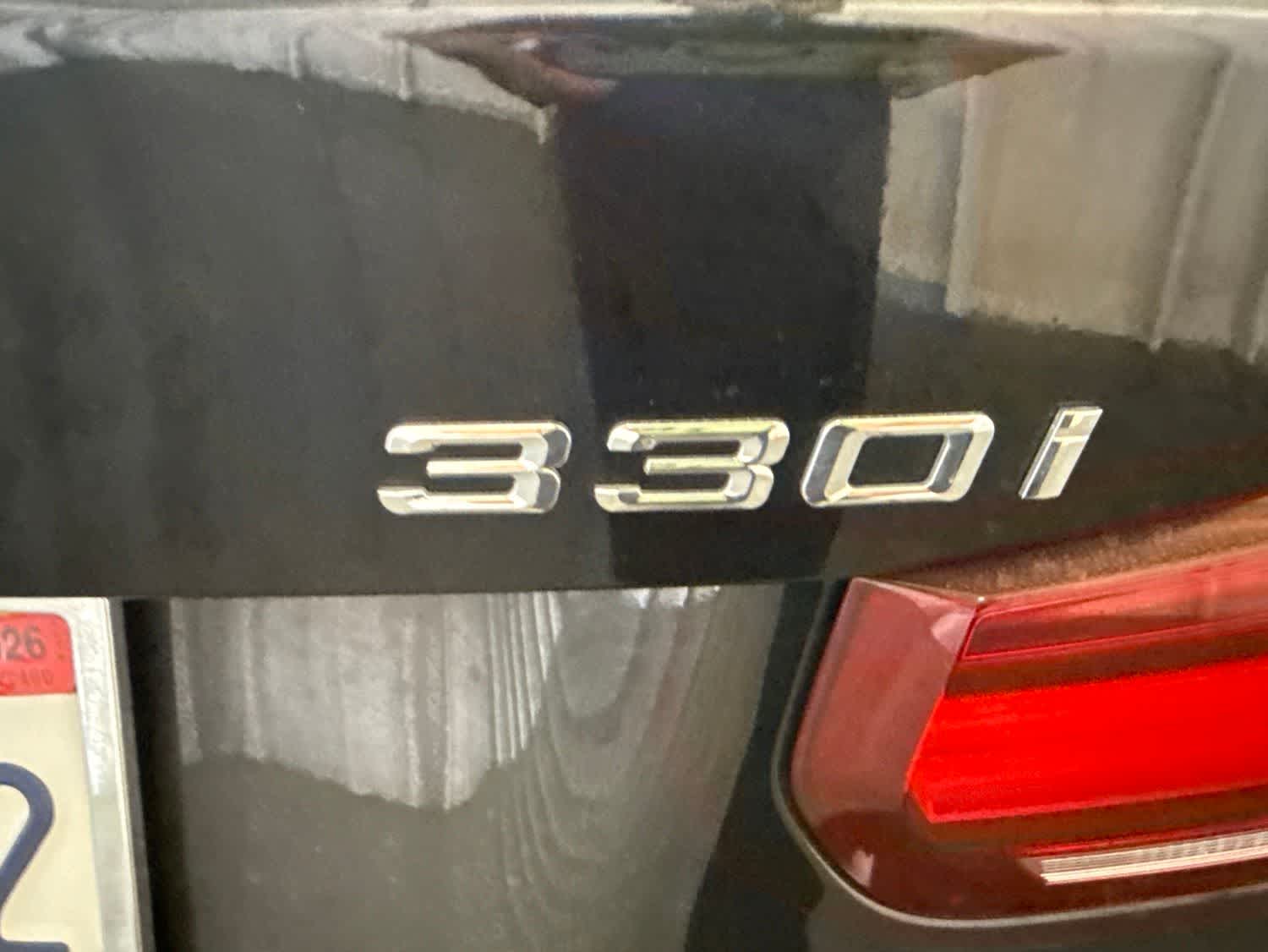Thumbnail: 2018 BMW 3 Series - 10