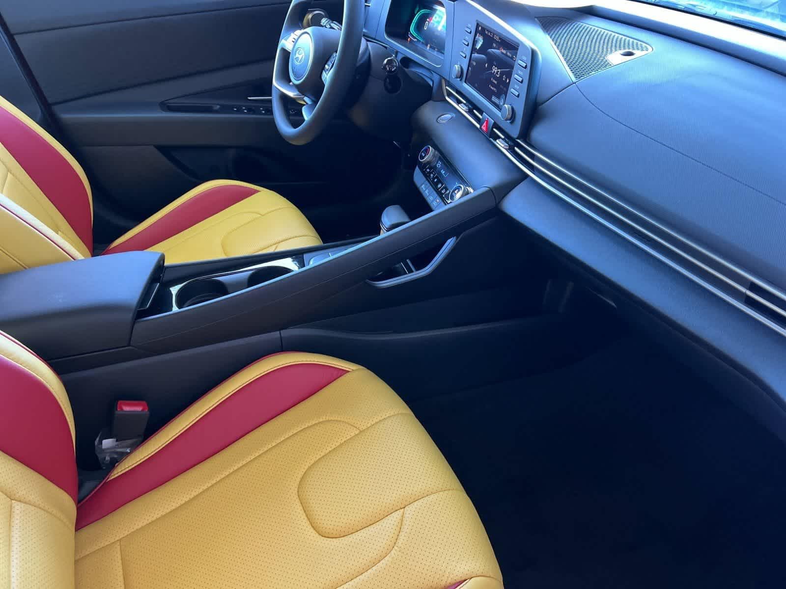 Thumbnail: 2025 Hyundai Elantra - 16