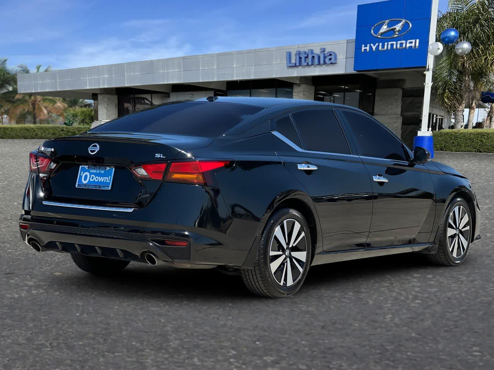 Thumbnail: 2021 Nissan Altima - 3