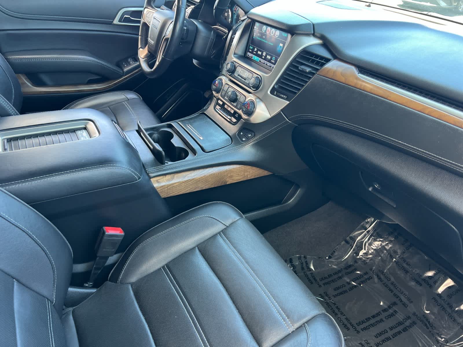 Thumbnail: 2020 GMC Yukon XL - 18