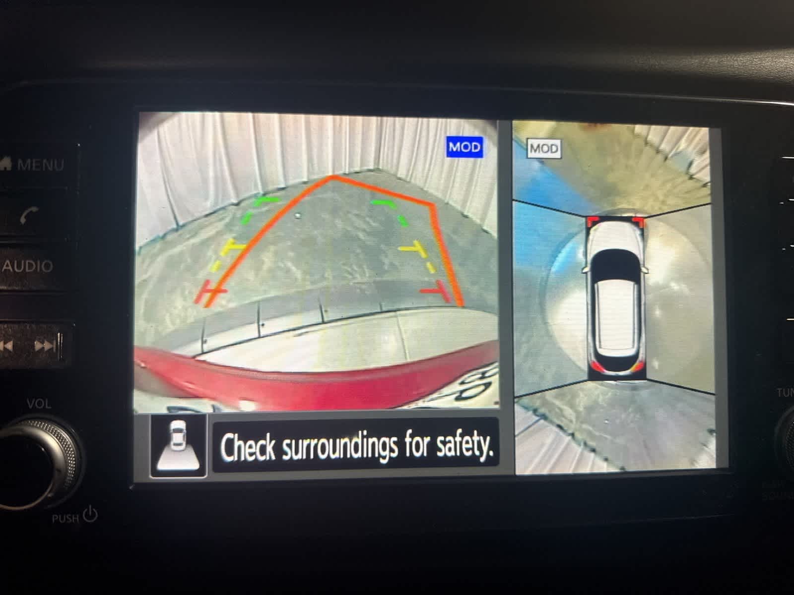 Thumbnail: 2023 Nissan Kicks - 24