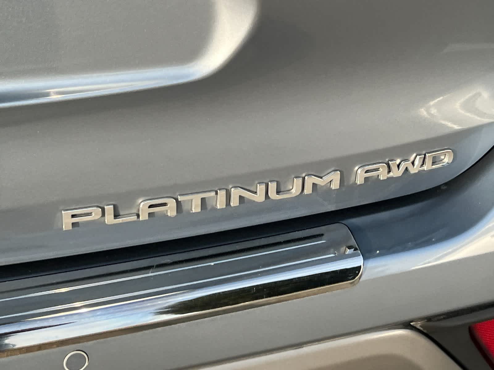 Thumbnail: 2022 Toyota Highlander - 29