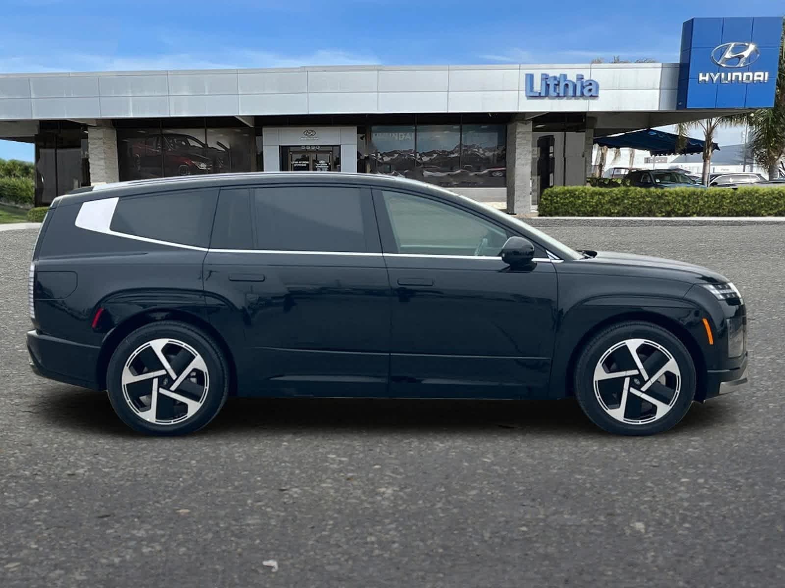 Thumbnail: 2026 Hyundai Ioniq - 8