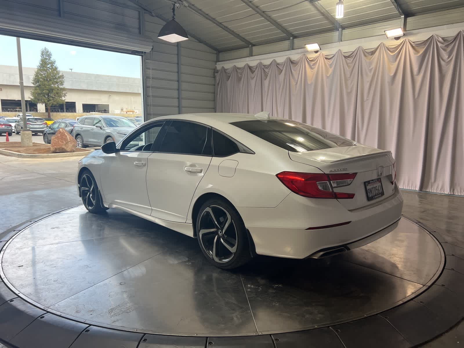 Thumbnail: 2018 Honda Accord - 5