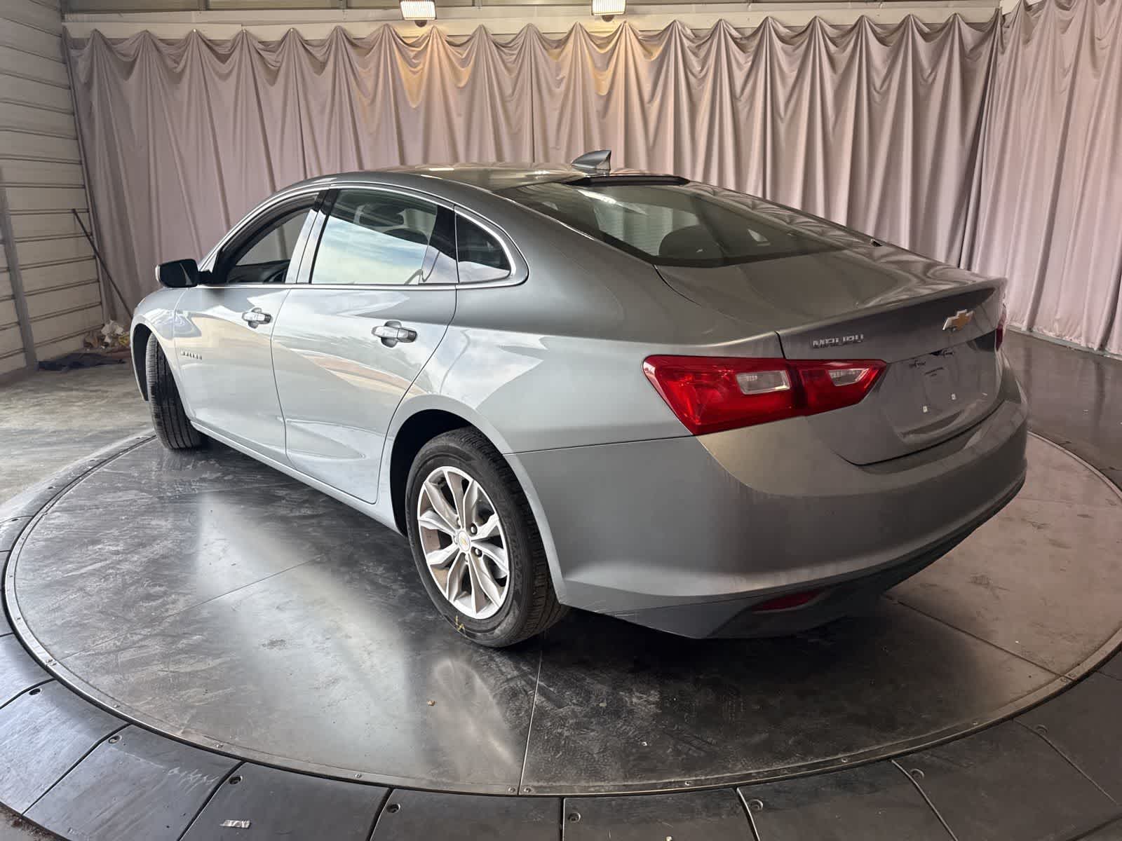 2025 Chevrolet Malibu 1LT photo 6