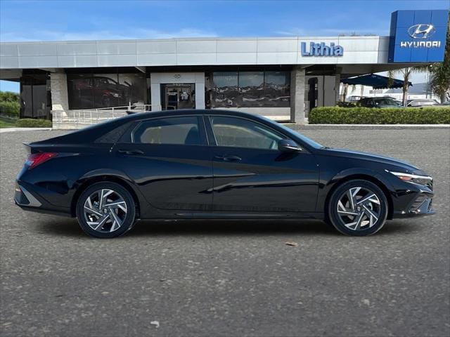 2025 Hyundai Elantra Sport 9