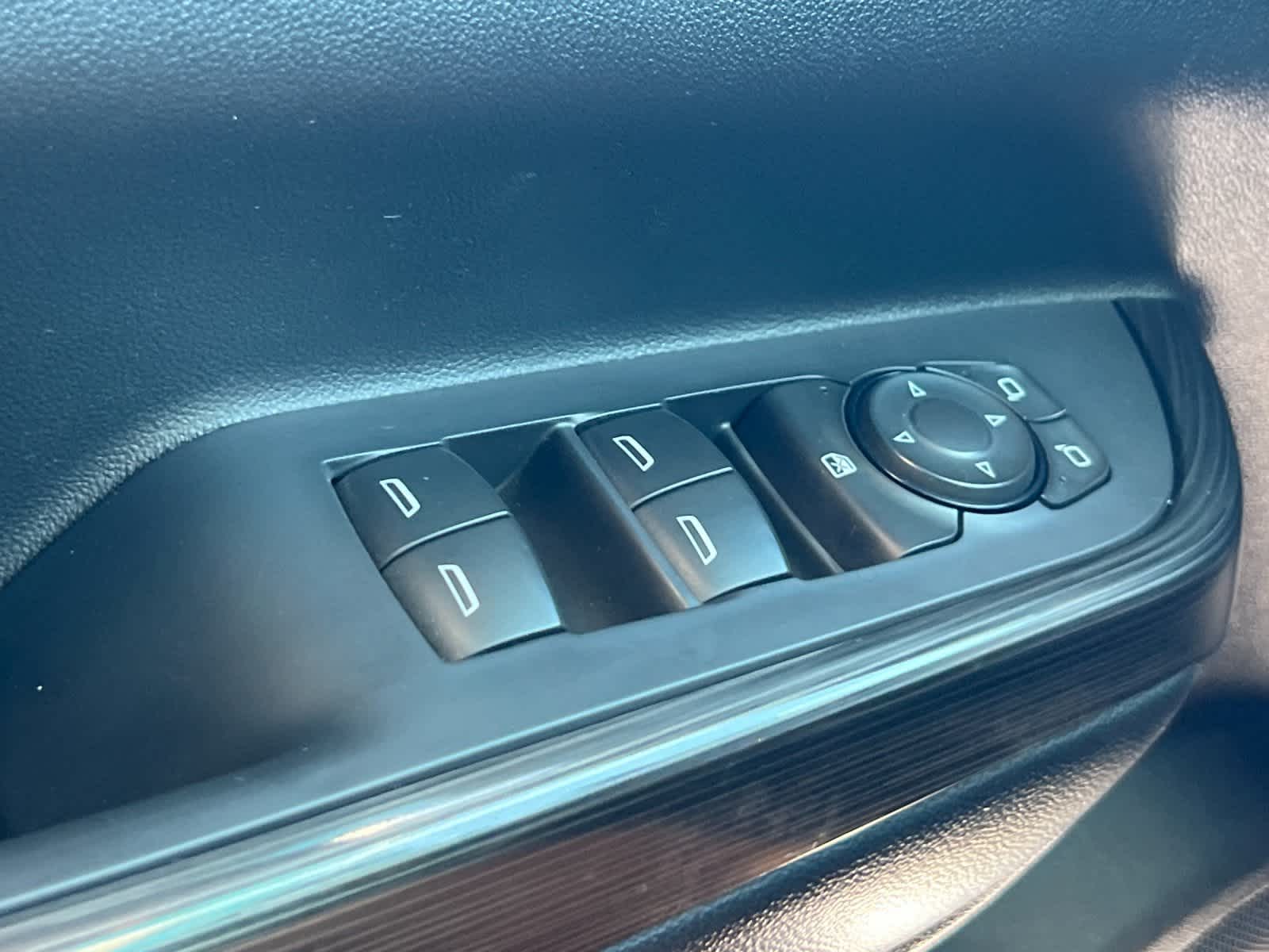 Thumbnail: 2018 GMC Acadia - 13
