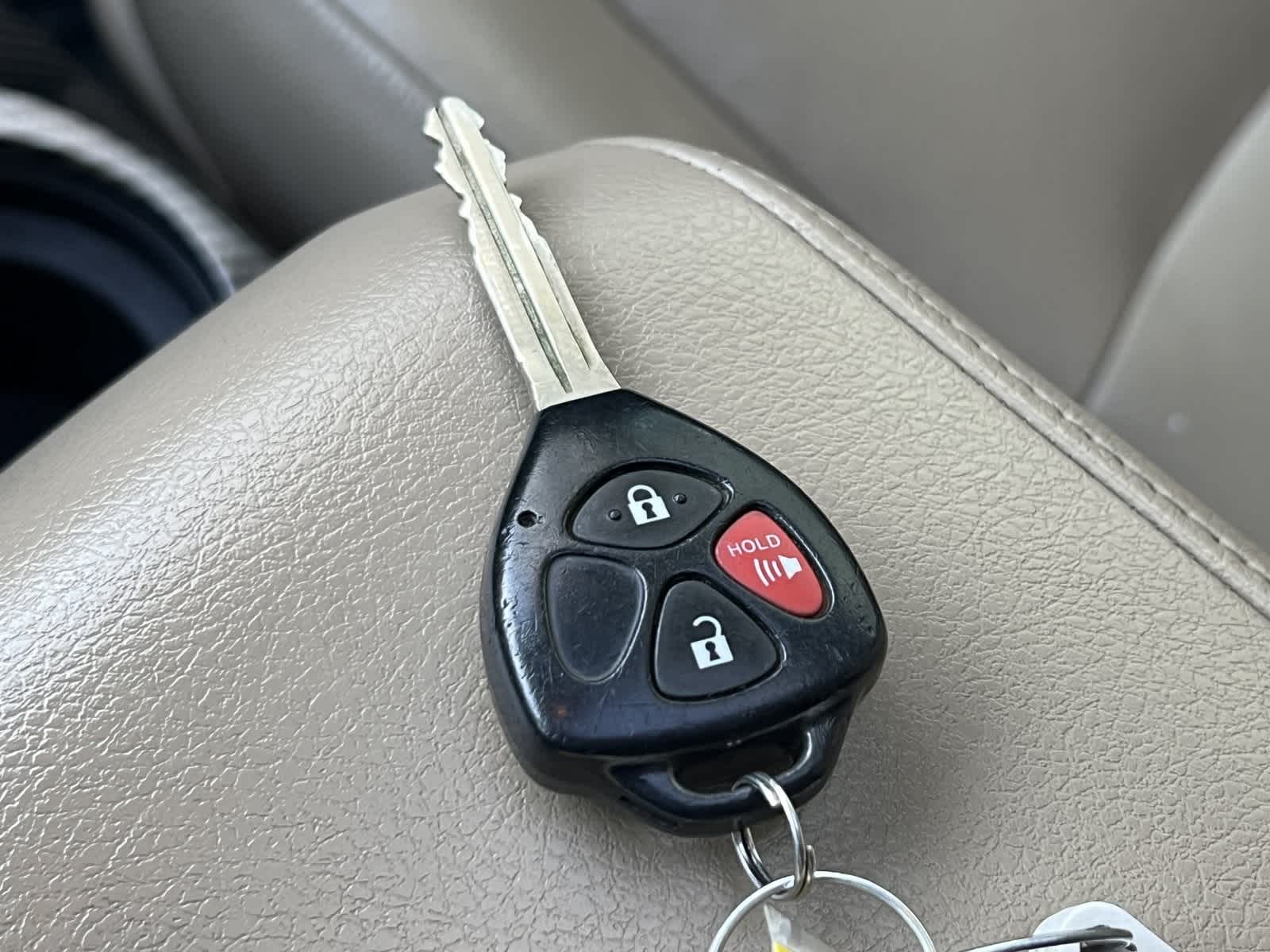 Thumbnail: 2011 Toyota 4Runner - 26