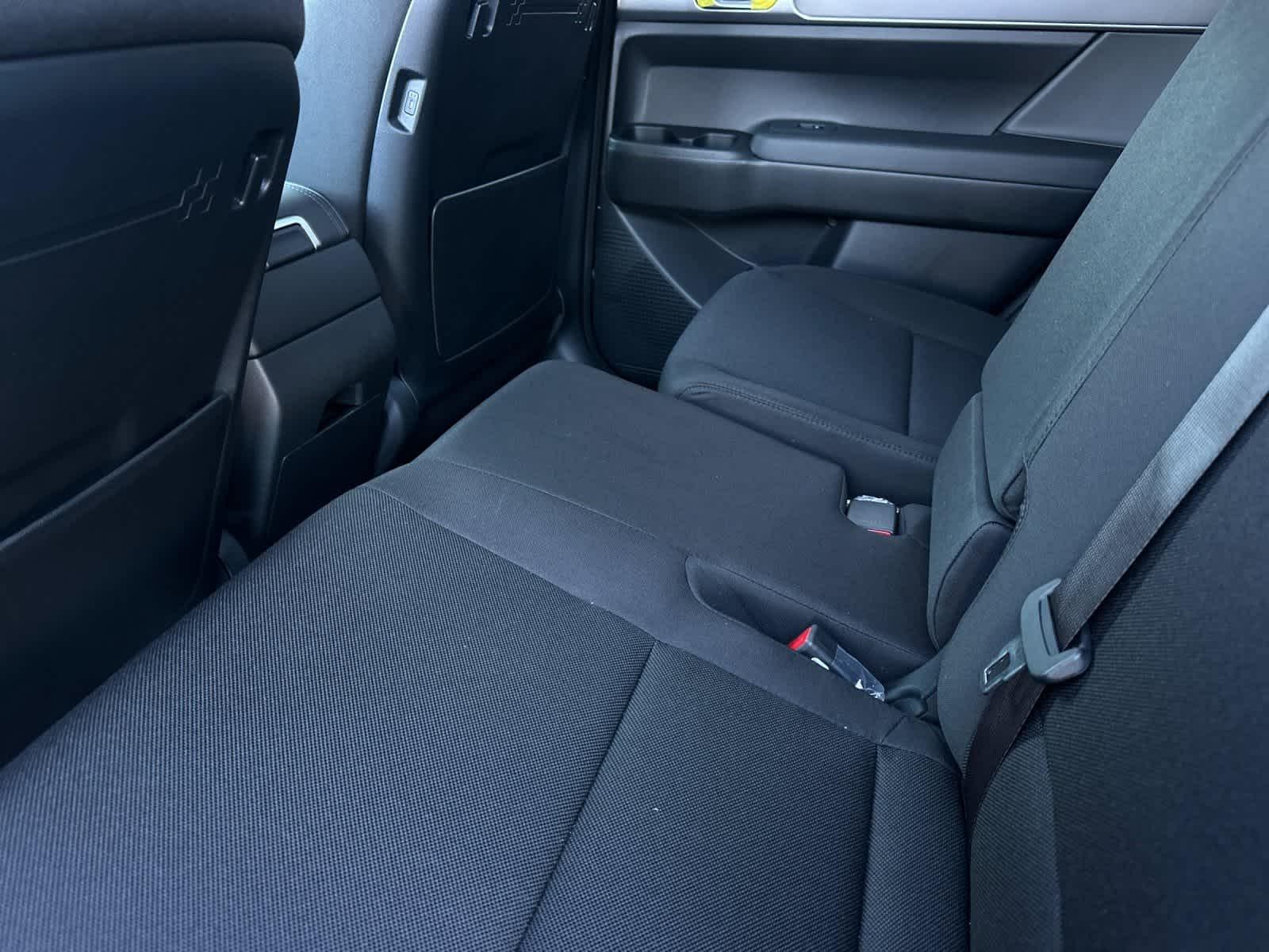 Thumbnail: 2026 Hyundai Santa Fe - 4