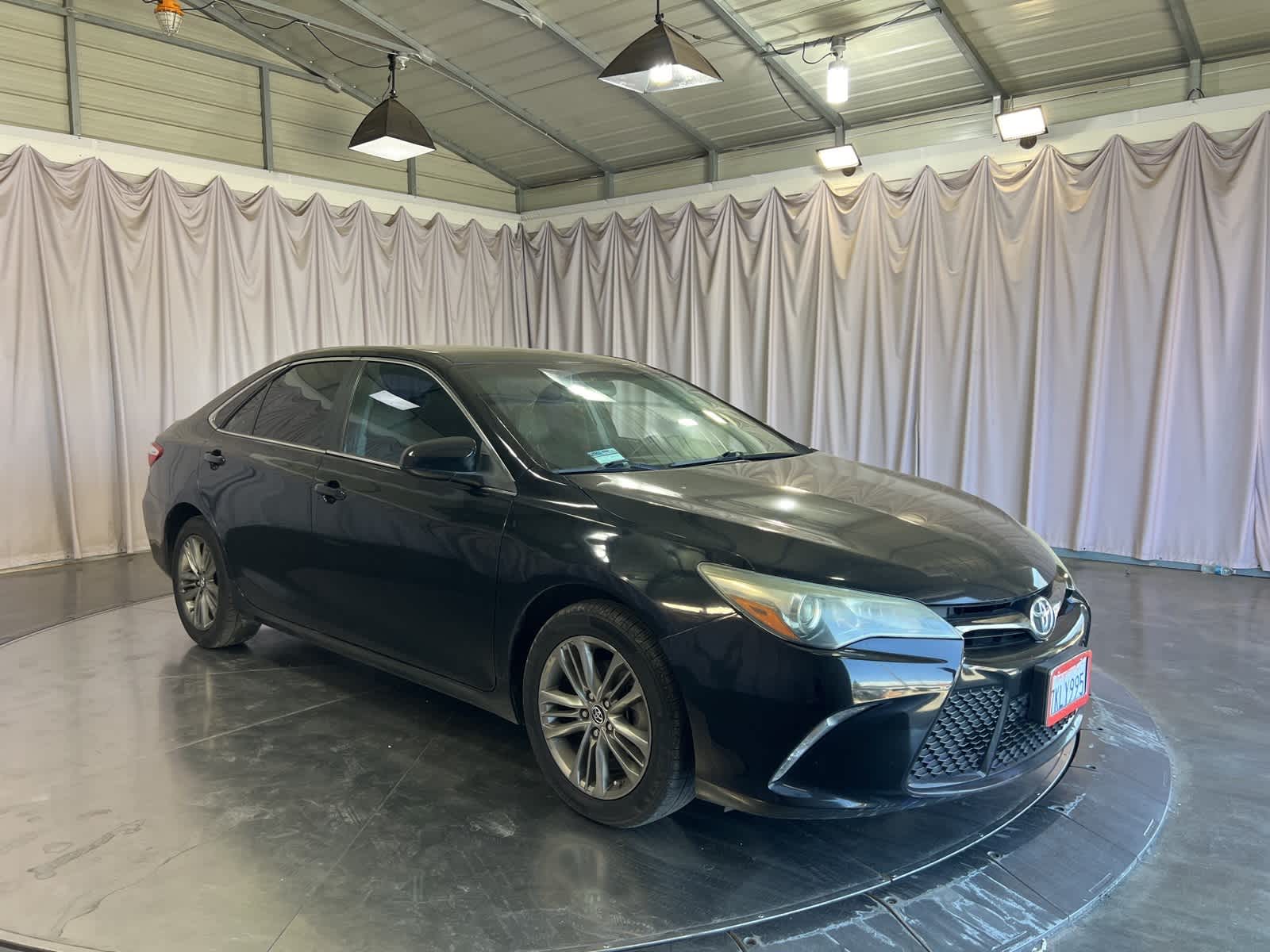 Thumbnail: 2015 Toyota Camry - 9