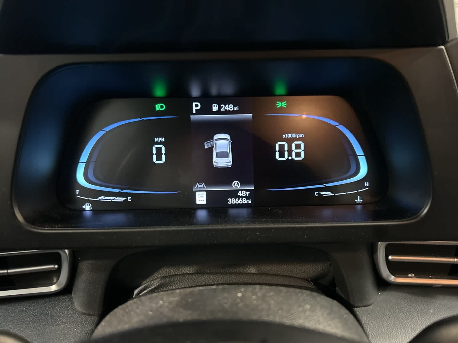 Thumbnail: 2025 Hyundai Elantra - 28