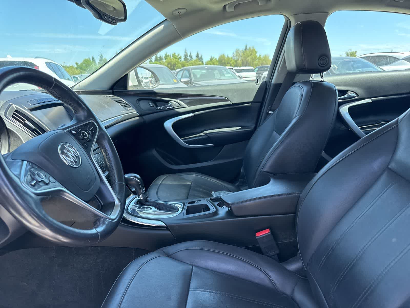 Thumbnail: 2017 Buick Regal - 15