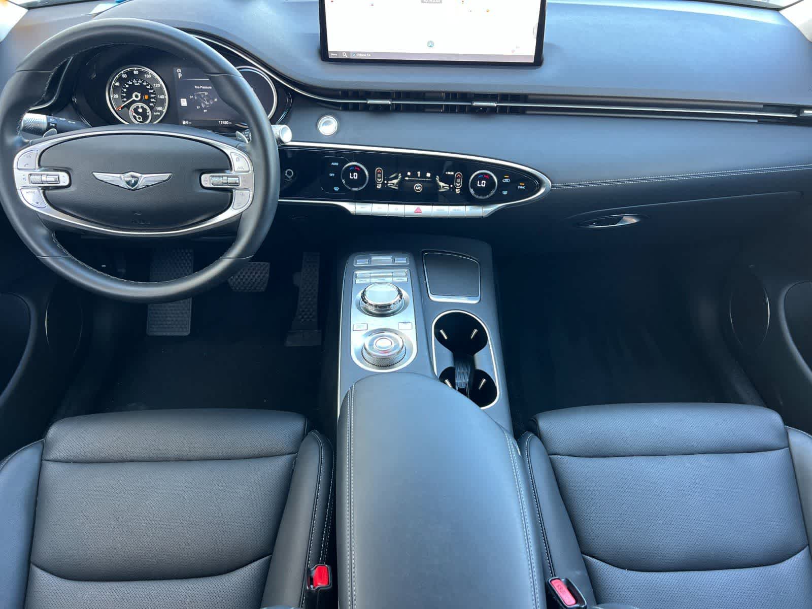 Thumbnail: 2025 Genesis GV70 - 4