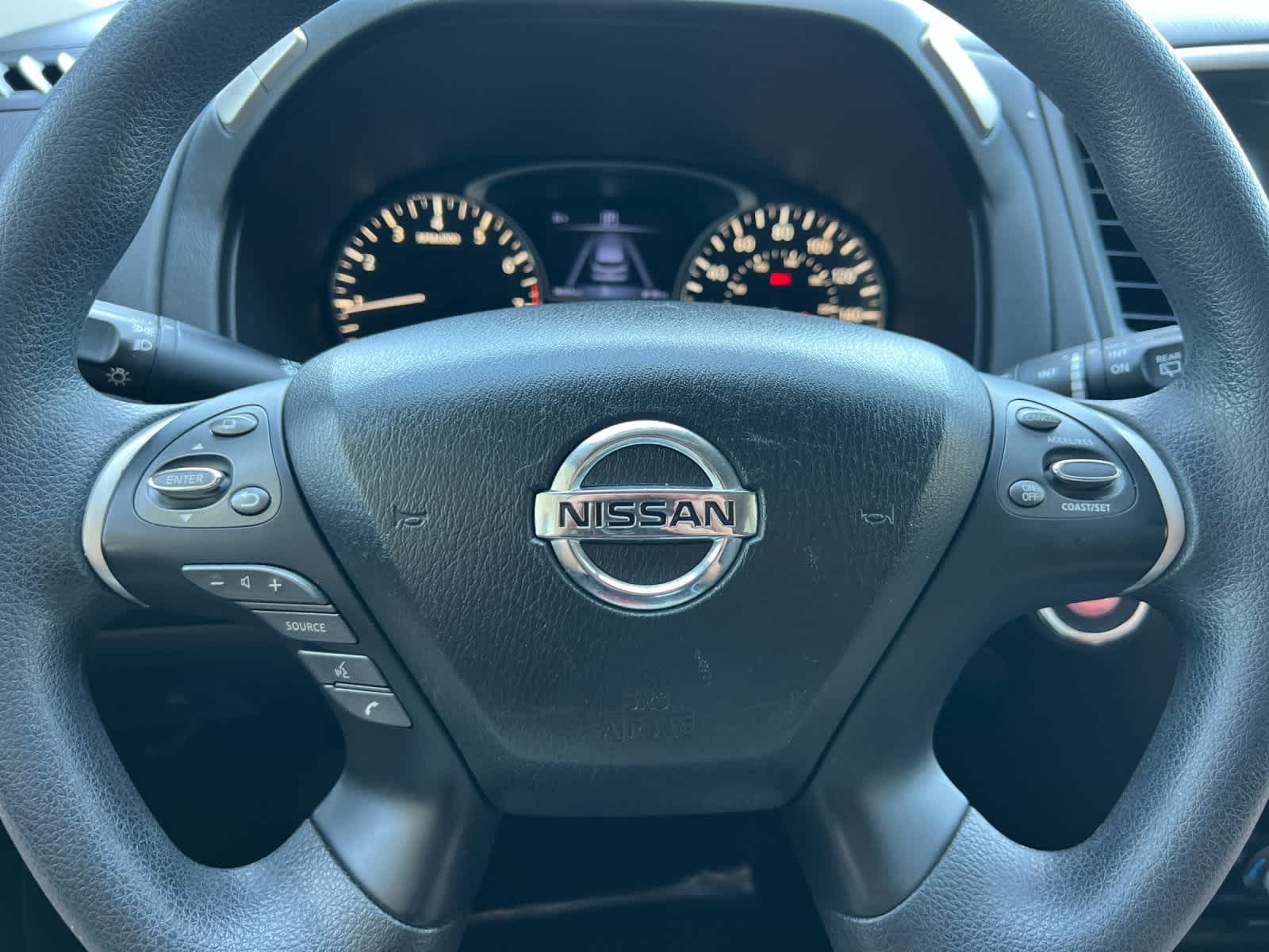 Thumbnail: 2018 Nissan Pathfinder - 24