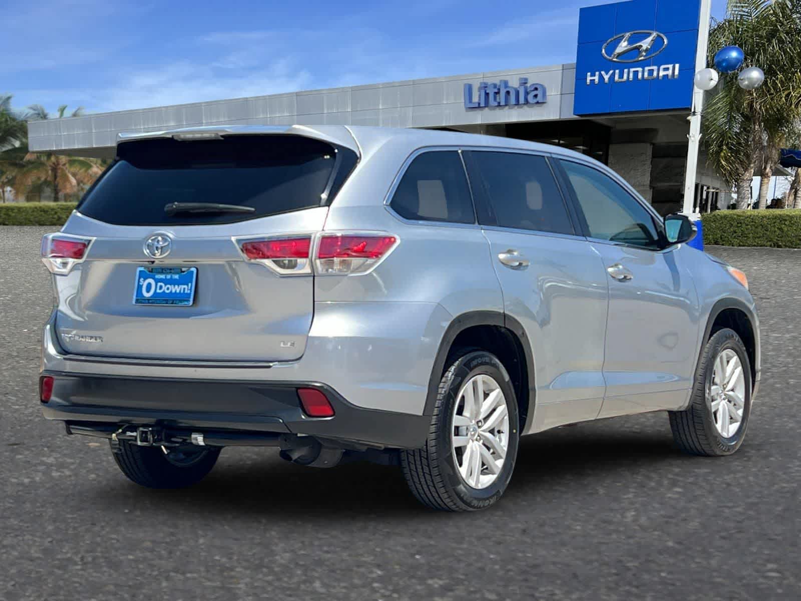 Thumbnail: 2014 Toyota Highlander - 3