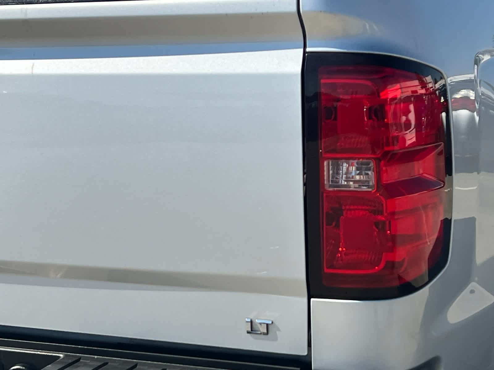 Thumbnail: 2016 Chevrolet Silverado 1500 - 25