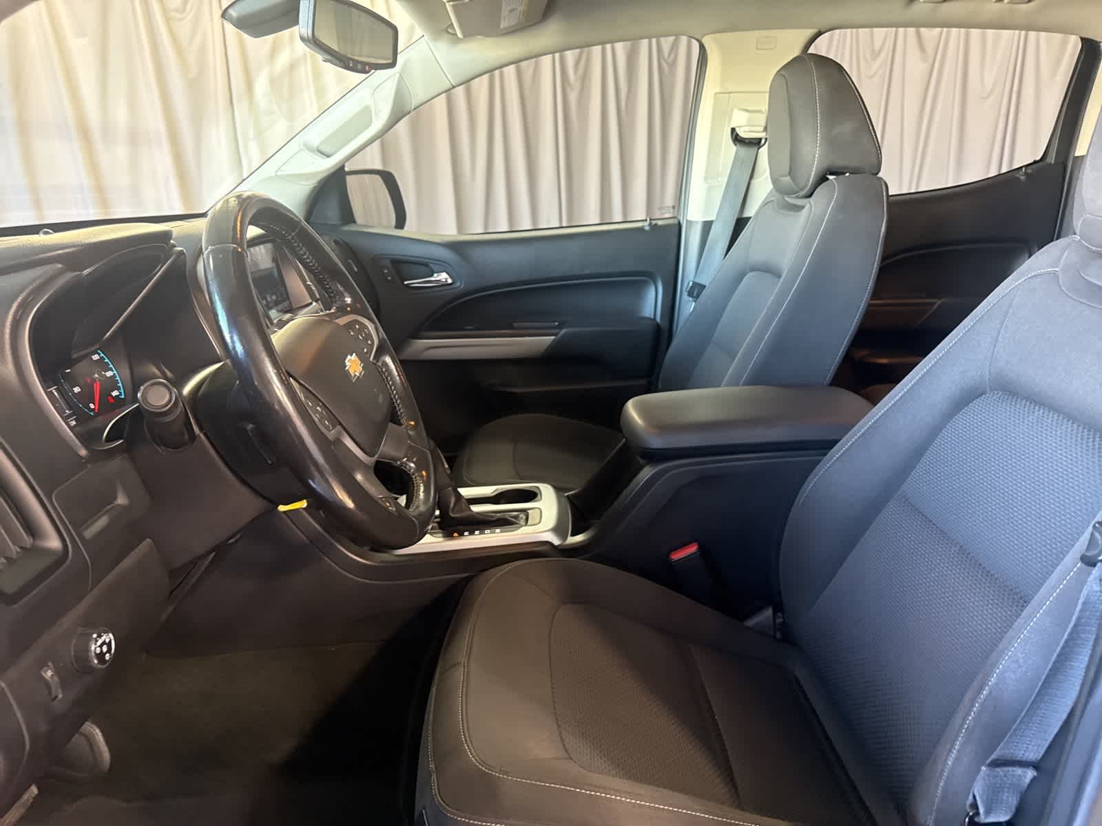 Thumbnail: 2016 Chevrolet Colorado - 20