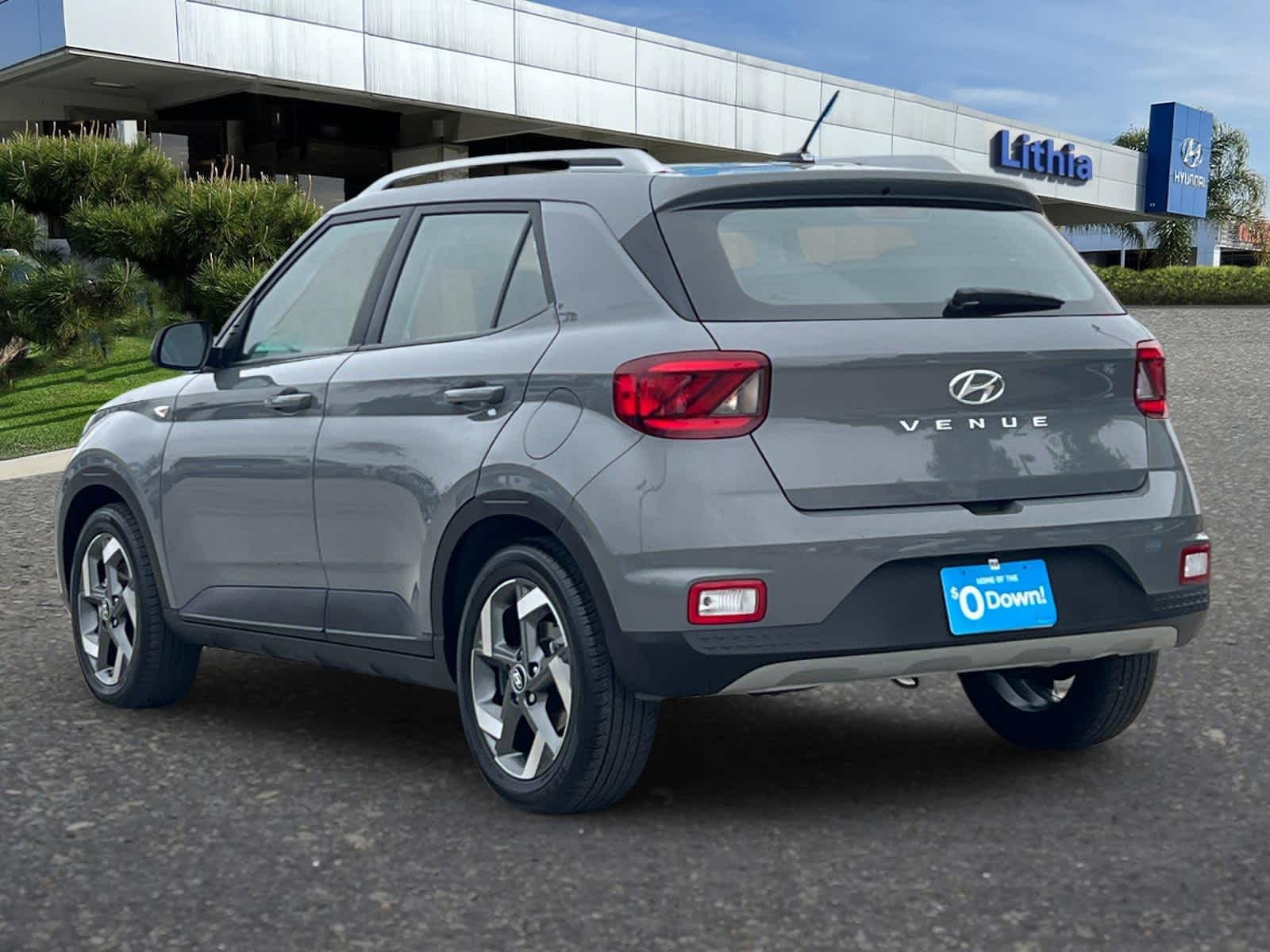 Thumbnail: 2023 Hyundai Venue - 7