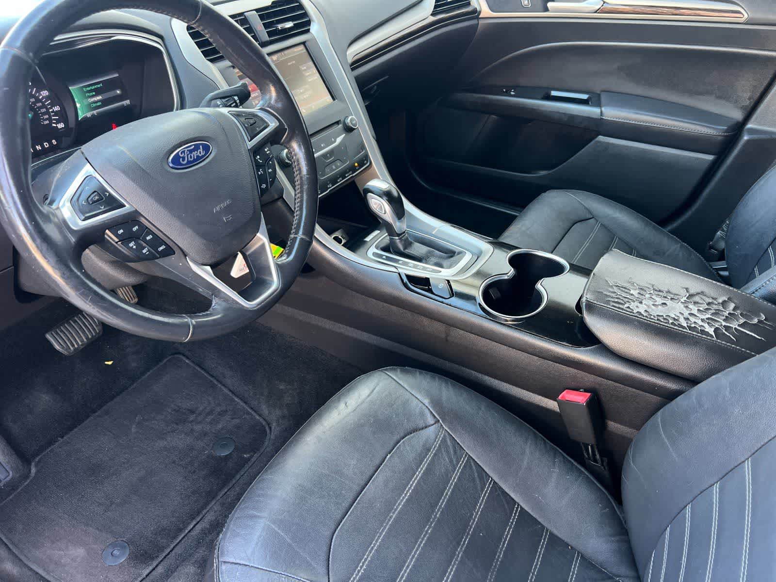 Thumbnail: 2014 Ford Fusion - 12