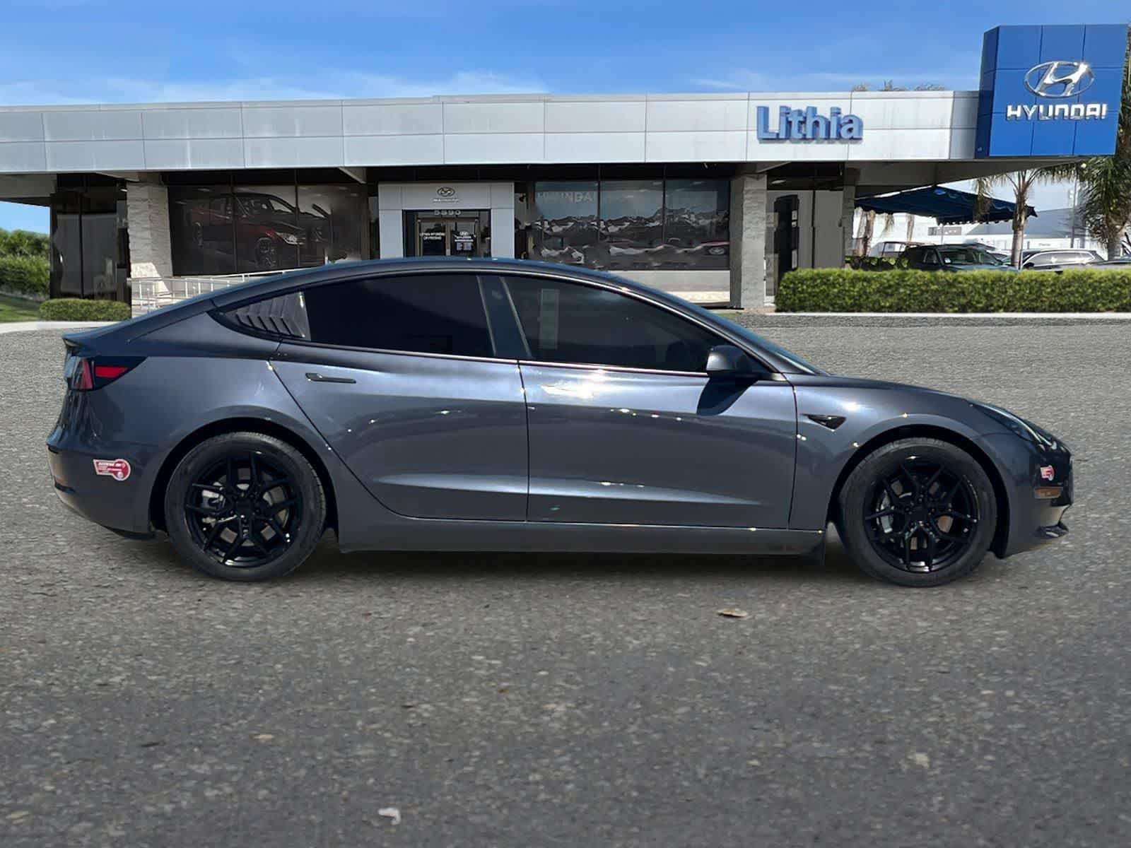 Thumbnail: 2023 Tesla Model 3 - 9