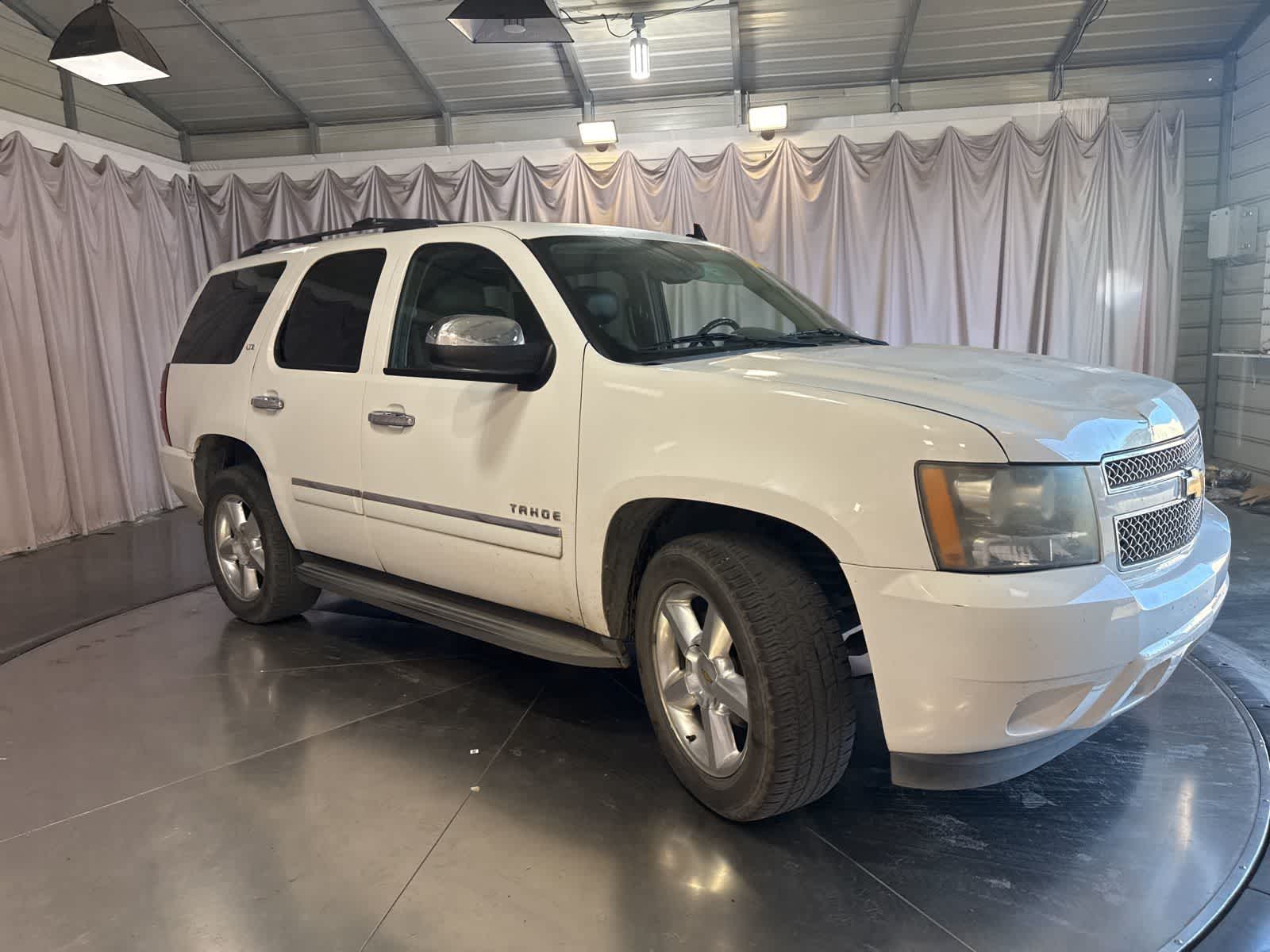 Thumbnail: 2010 Chevrolet Tahoe - 2