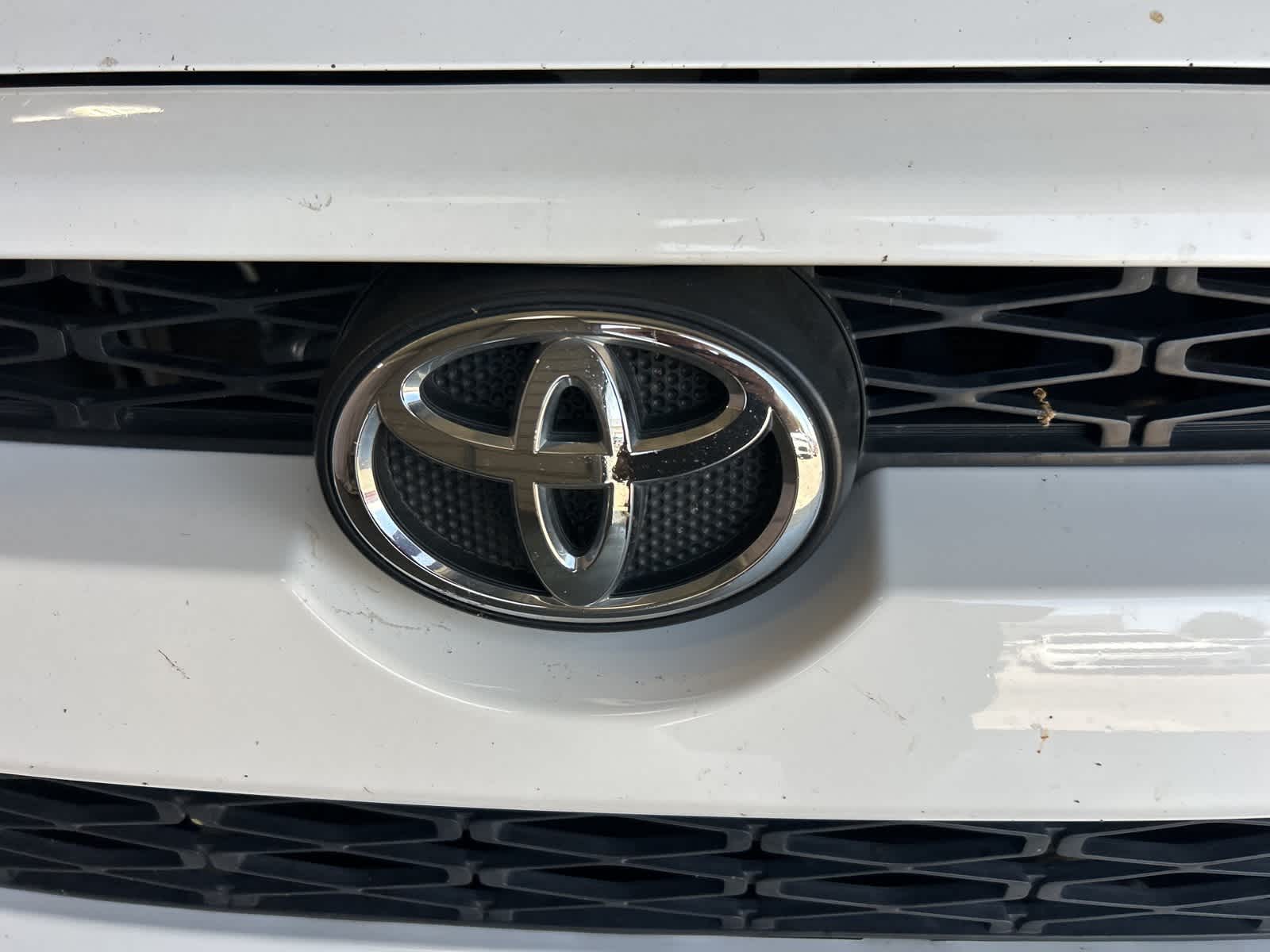 Thumbnail: 2016 Toyota 4Runner - 3