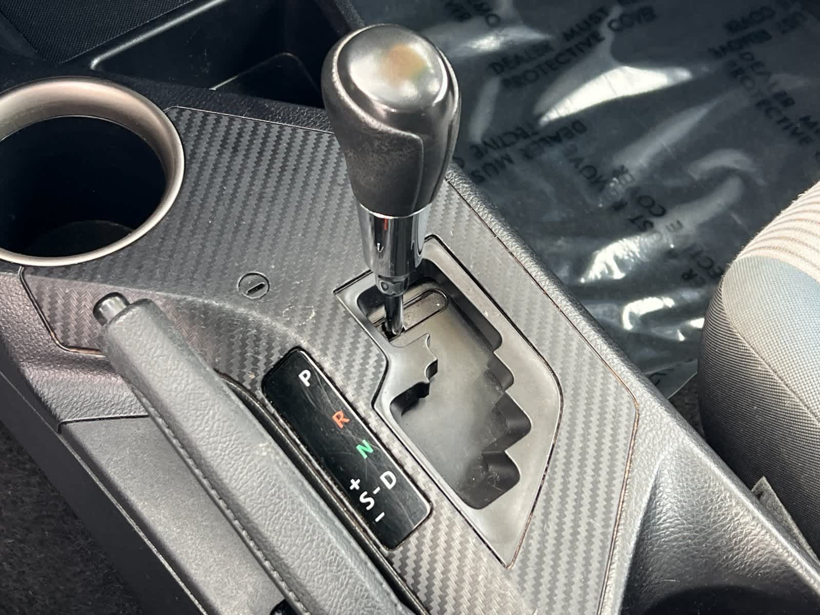 Thumbnail: 2013 Toyota RAV4 - 22