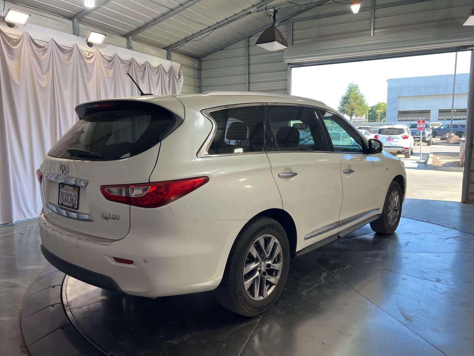 Thumbnail: 2015 INFINITI QX60 - 7