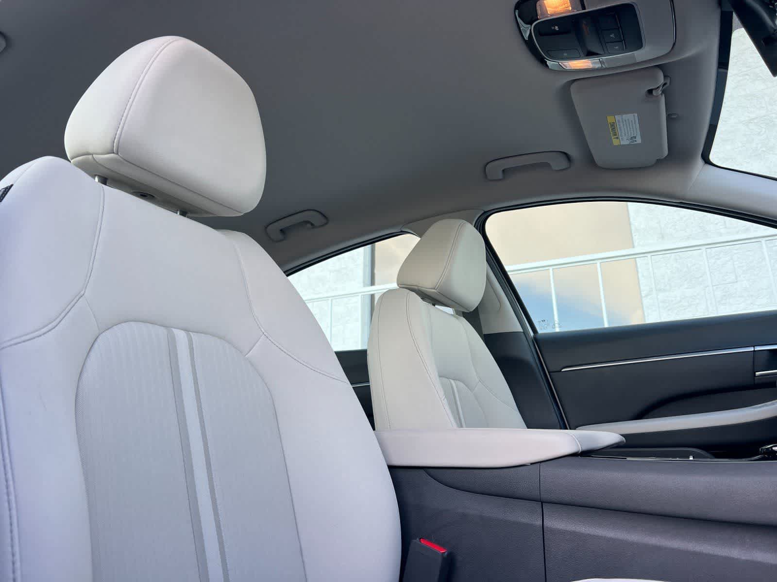 Thumbnail: 2021 Hyundai Sonata - 17