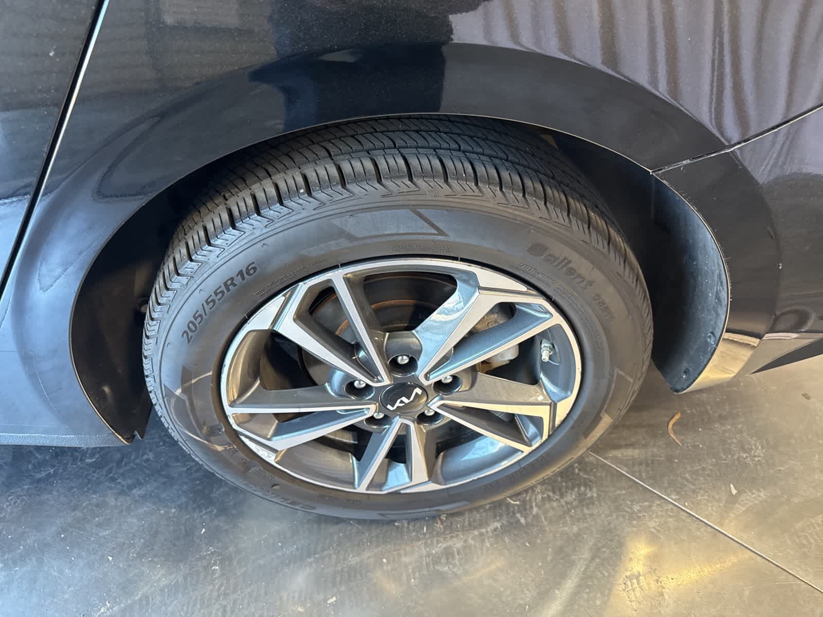 Thumbnail: 2024 Kia Forte - 10