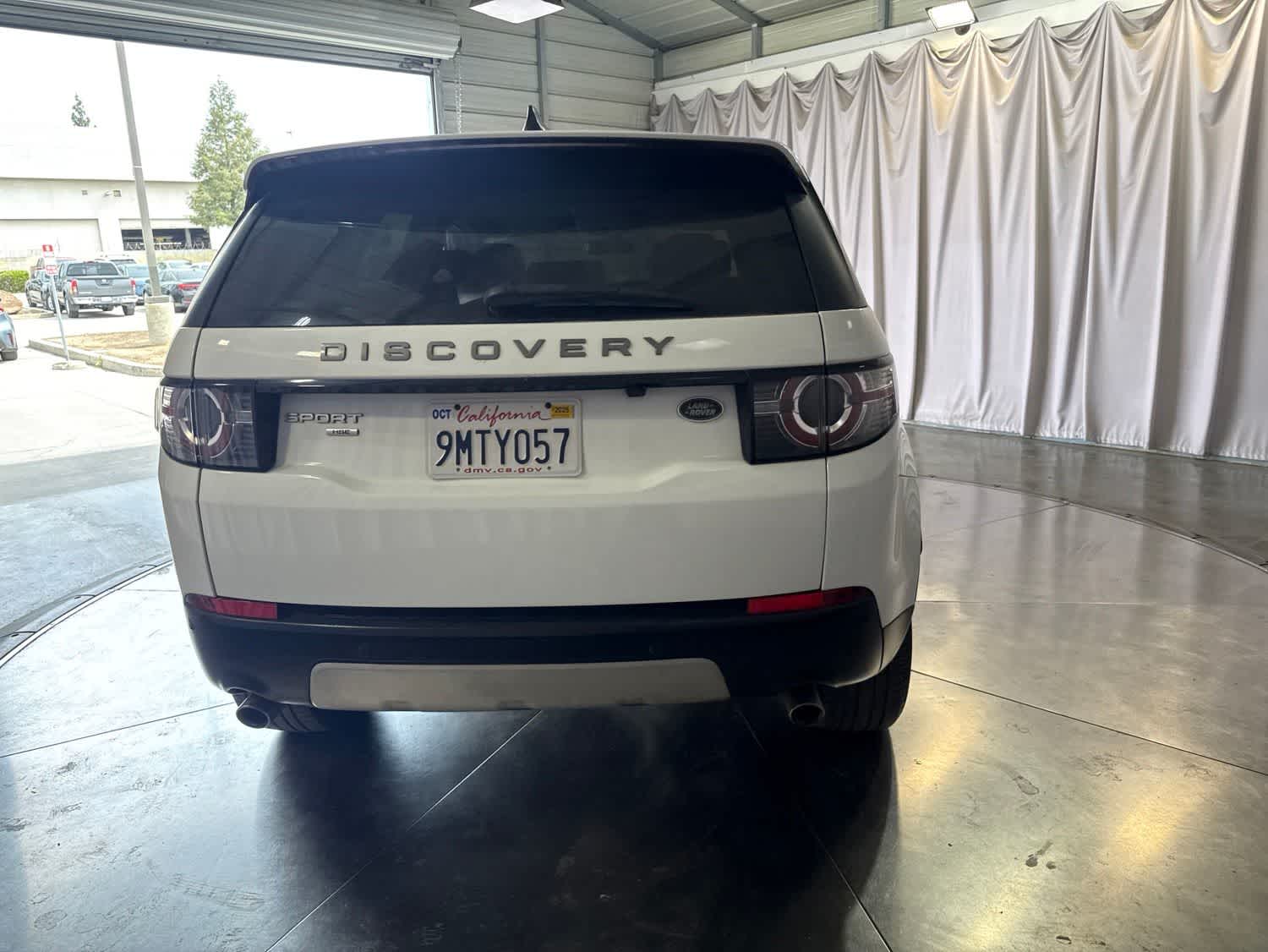 Thumbnail: 2018 Land Rover Discovery Sport - 5