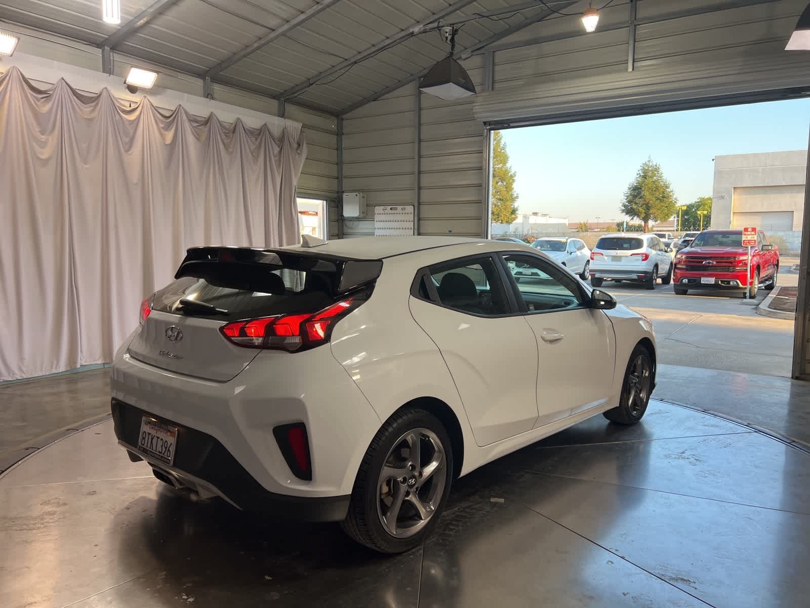 Thumbnail: 2020 Hyundai Veloster - 7