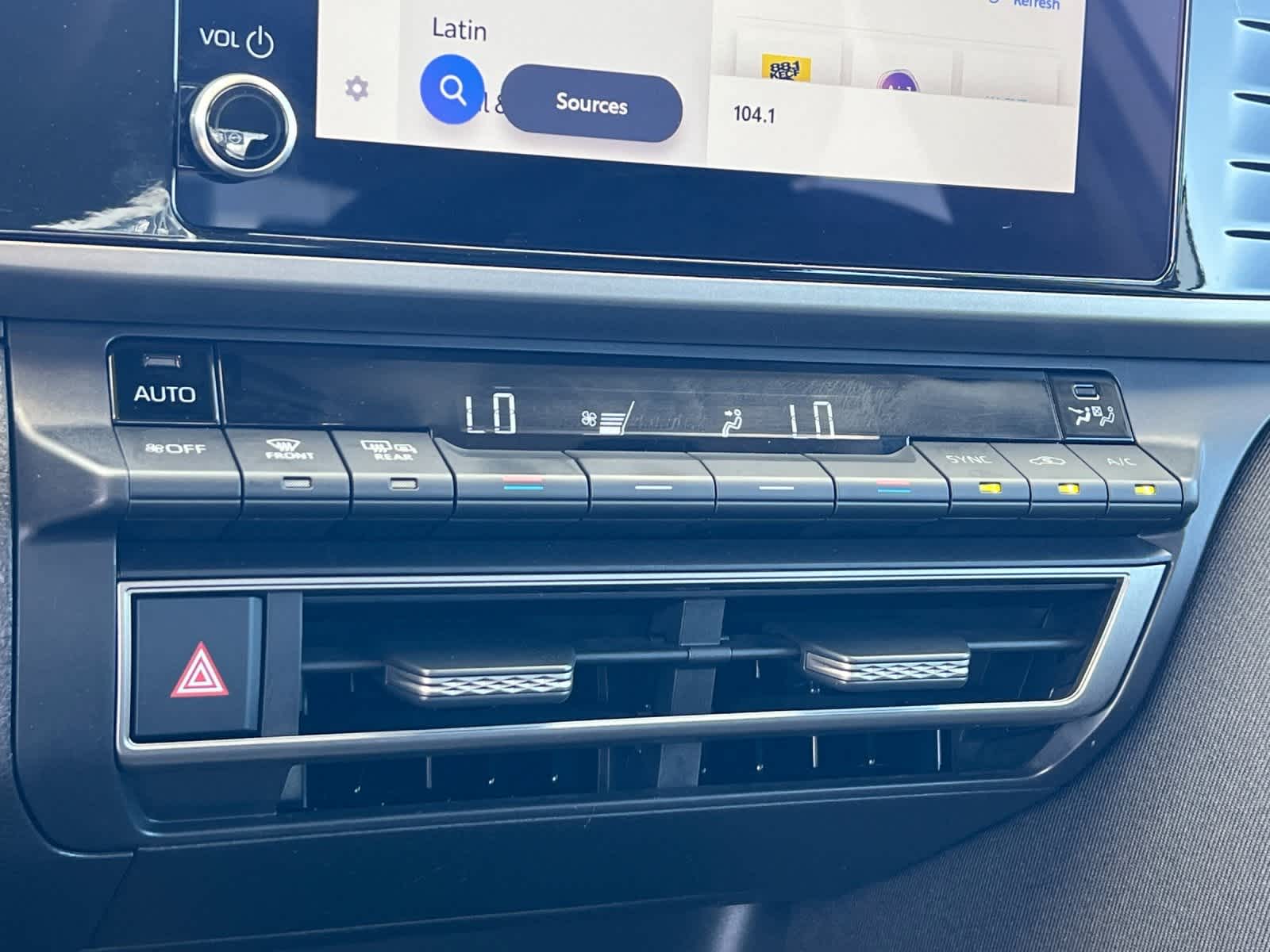 Thumbnail: 2025 Toyota Camry - 20