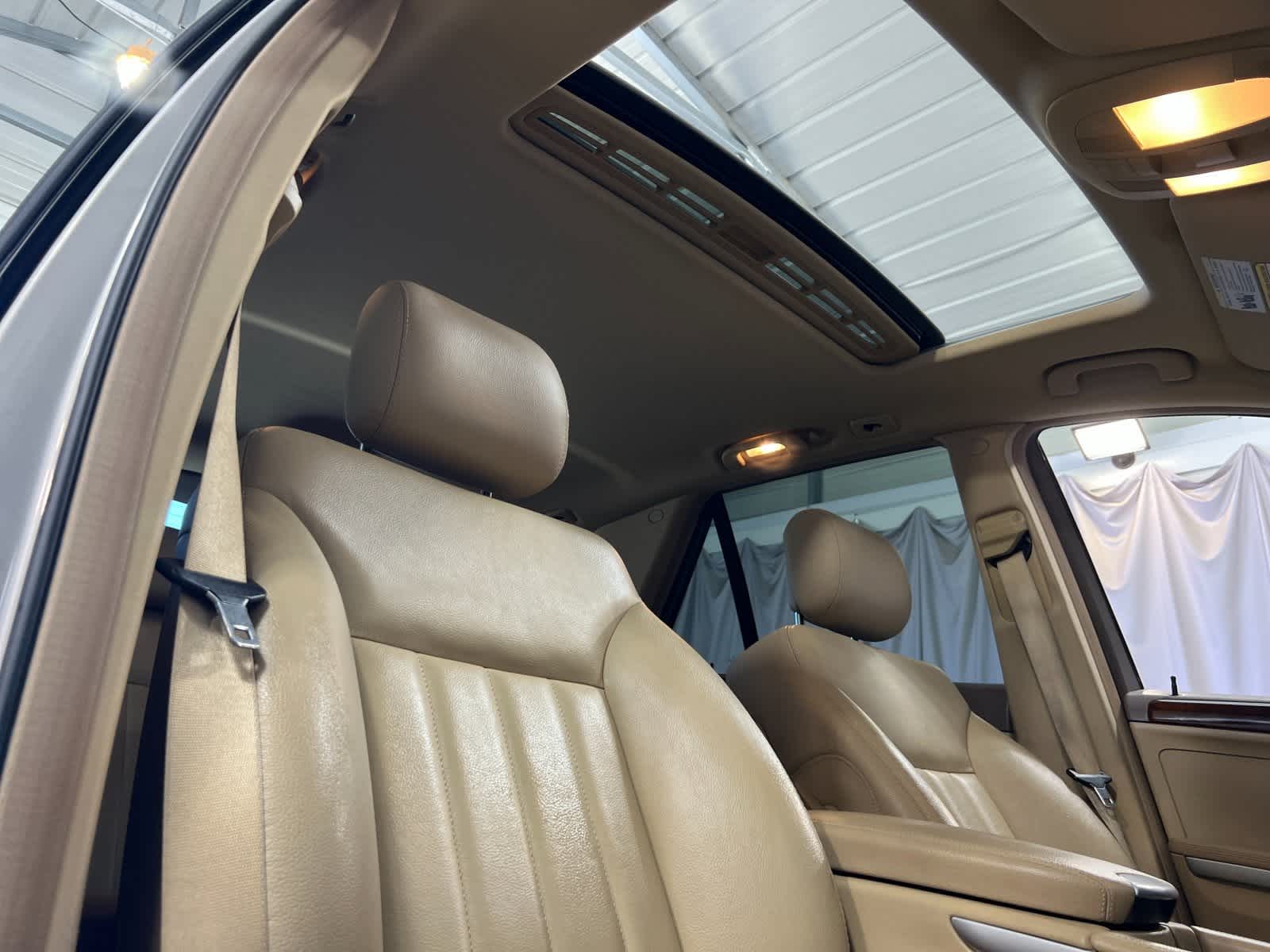 Thumbnail: 2008 Mercedes-Benz M-Class - 16