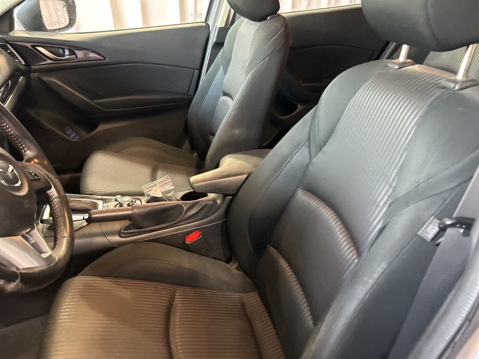 Thumbnail: 2015 Mazda Mazda3 - 26