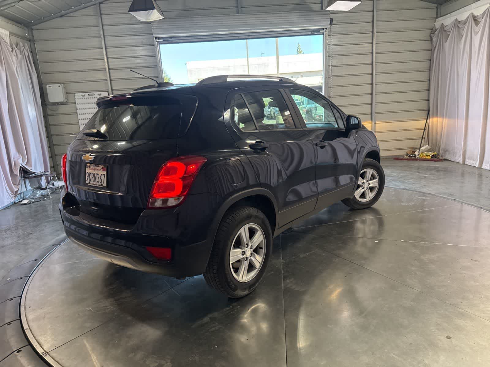 Thumbnail: 2021 Chevrolet Trax - 5