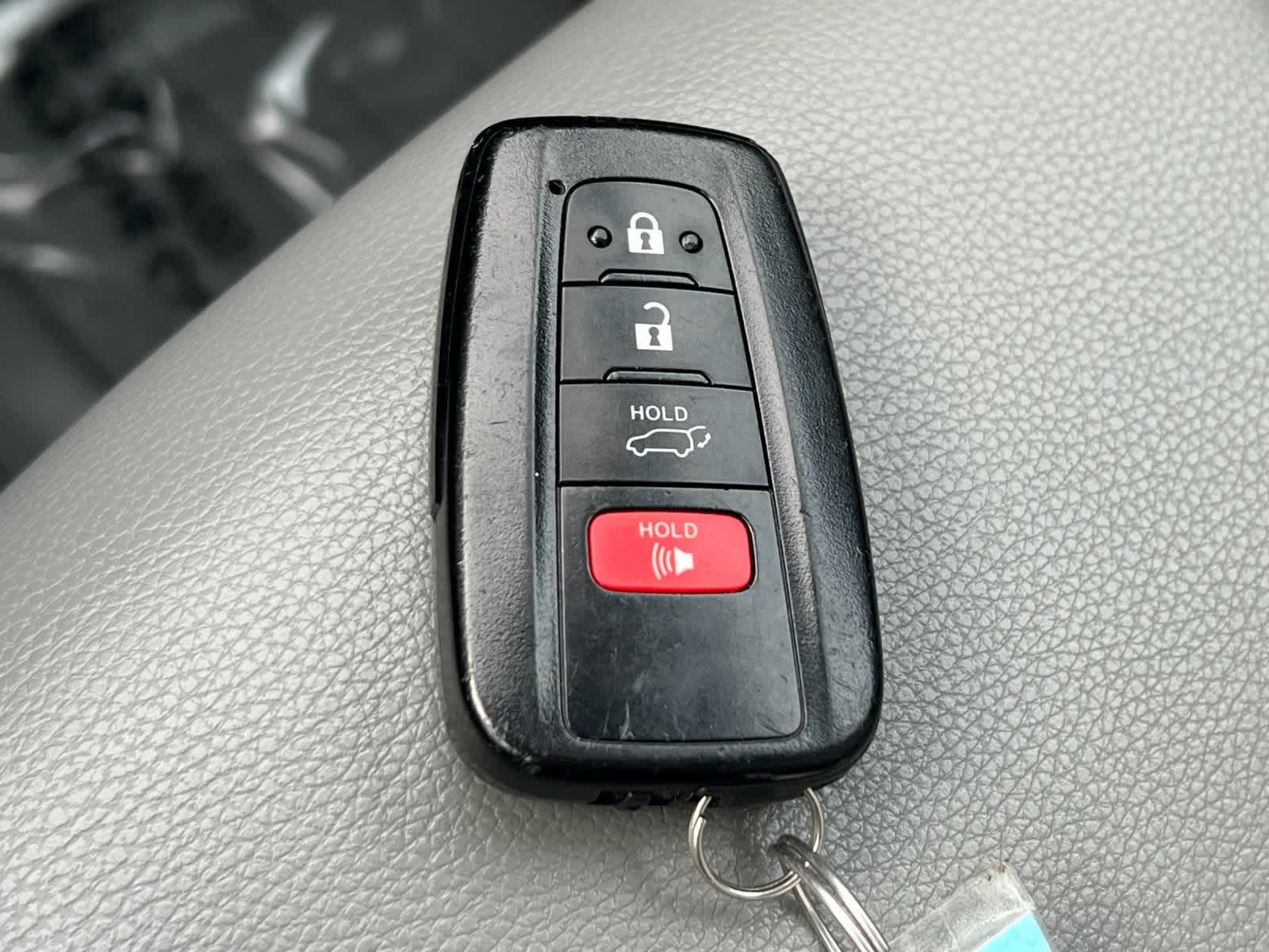 Thumbnail: 2022 Toyota Highlander - 29