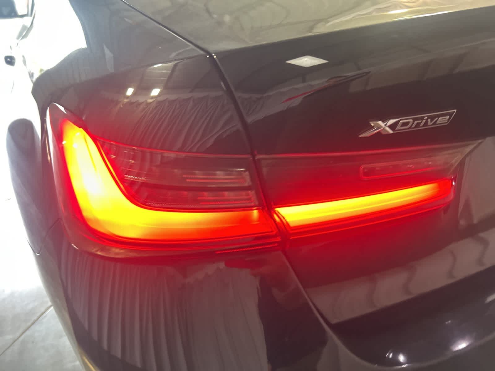 Thumbnail: 2024 BMW 3 Series - 13