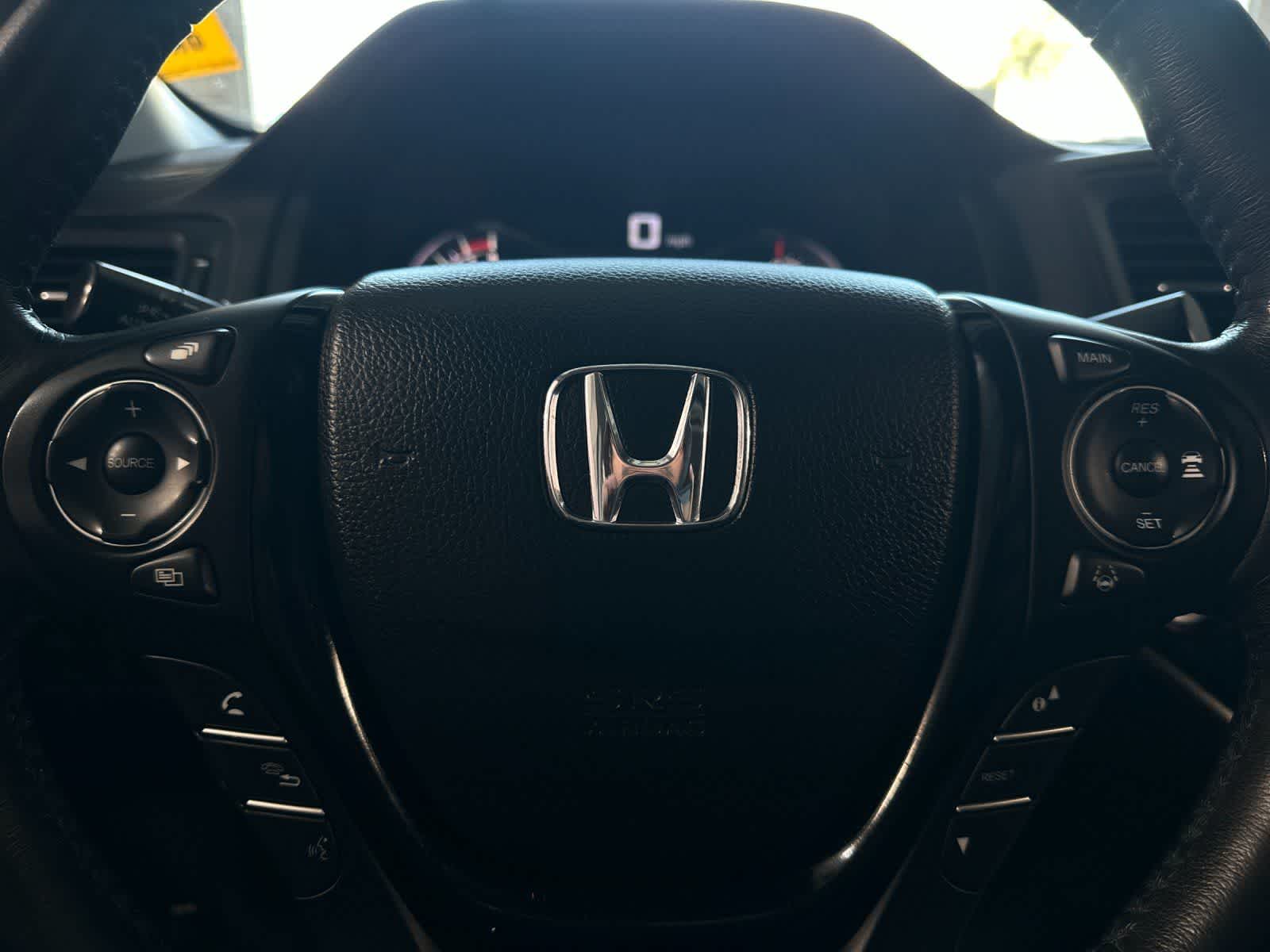 Thumbnail: 2017 Honda Ridgeline - 24