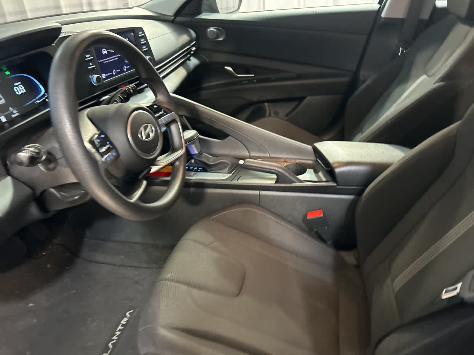 Thumbnail: 2025 Hyundai Elantra - 23