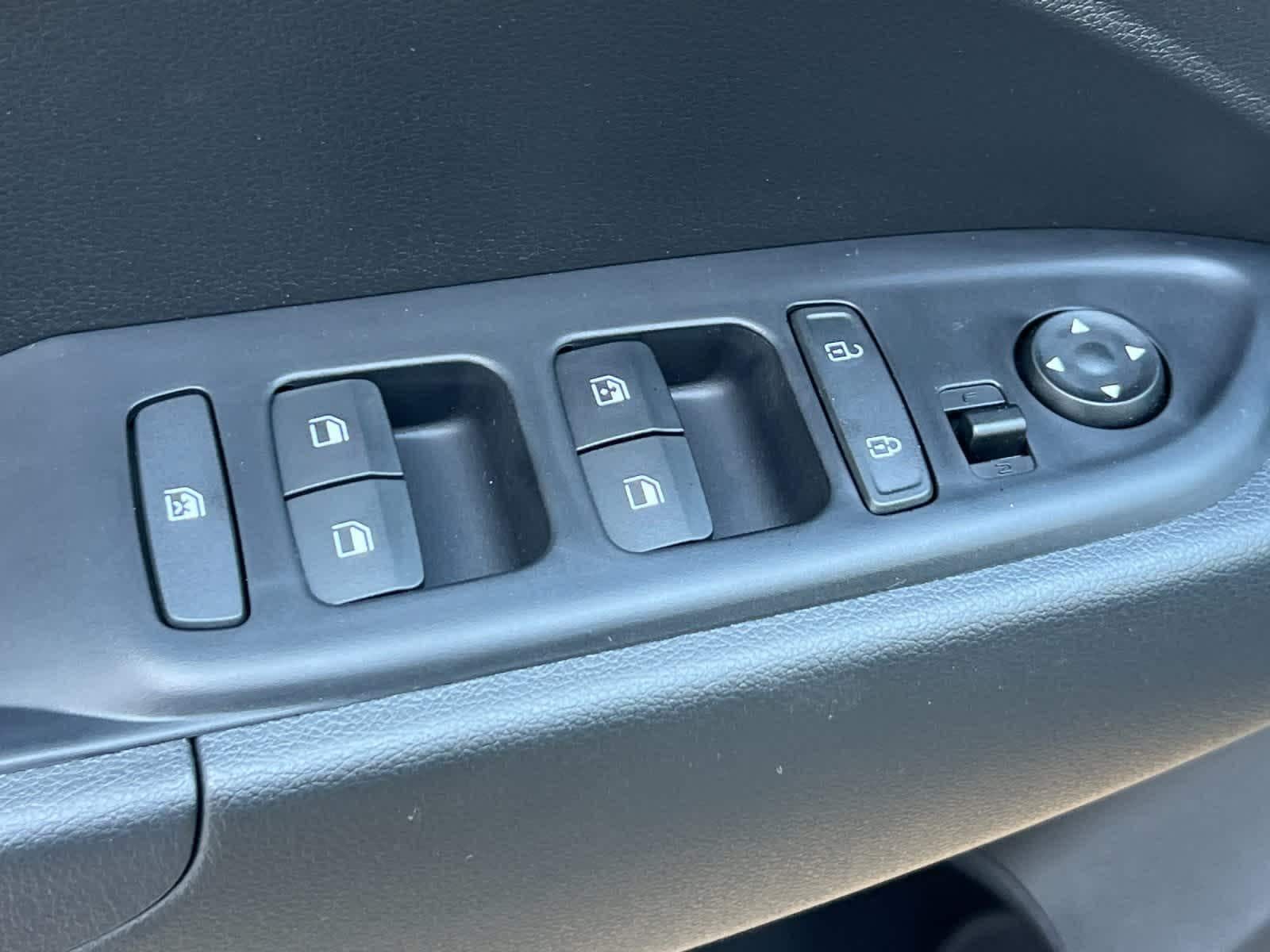 Thumbnail: 2026 Hyundai Venue - 13