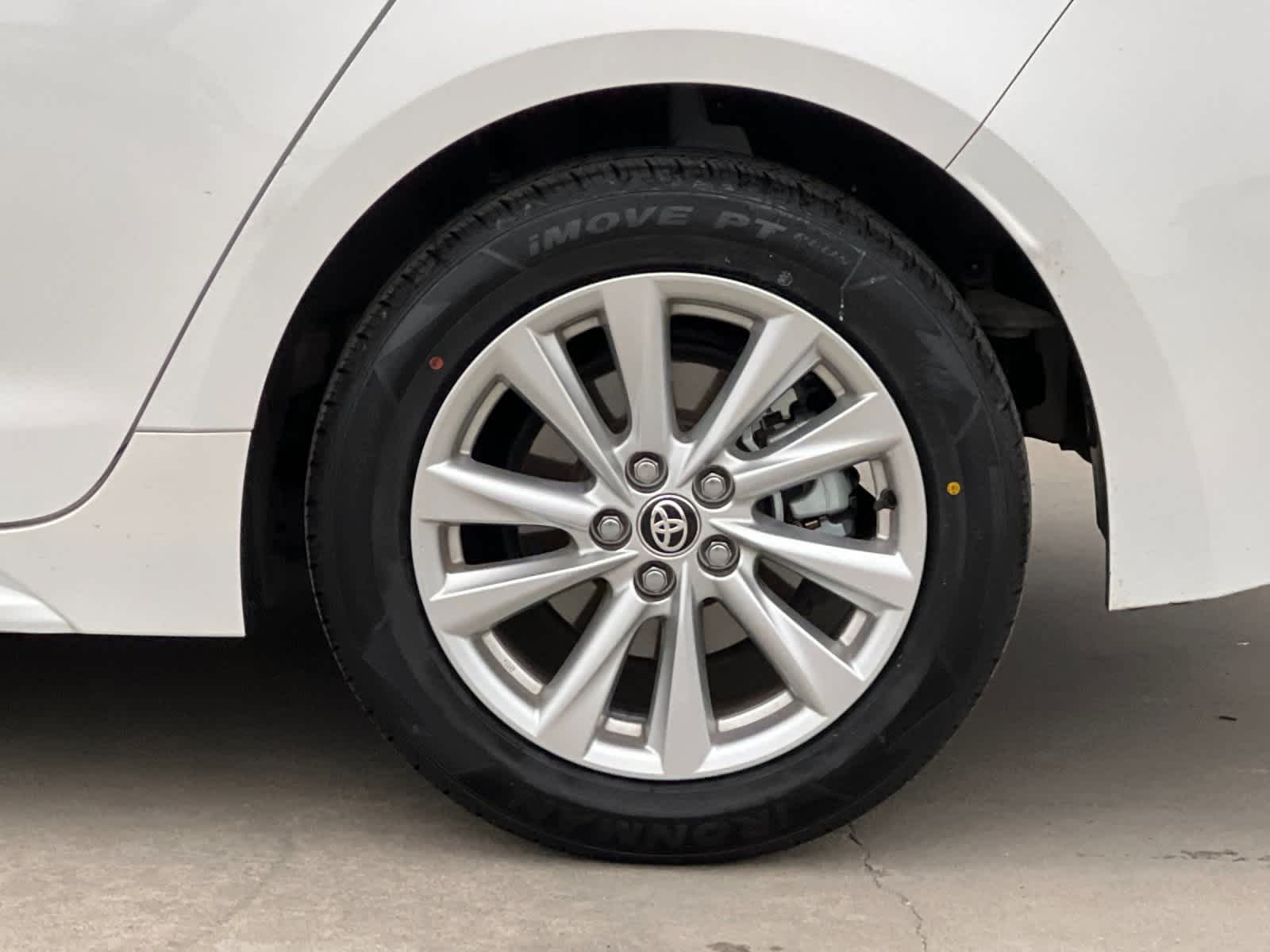 Thumbnail: 2024 Toyota Corolla - 26