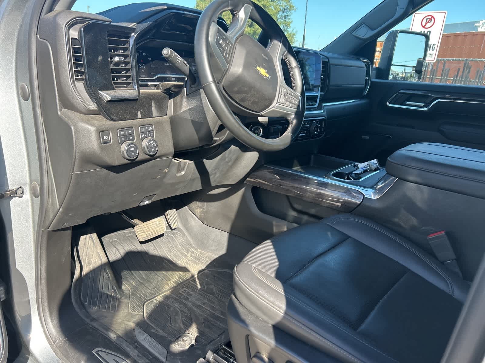 Thumbnail: 2024 Chevrolet Silverado 3500 - 27