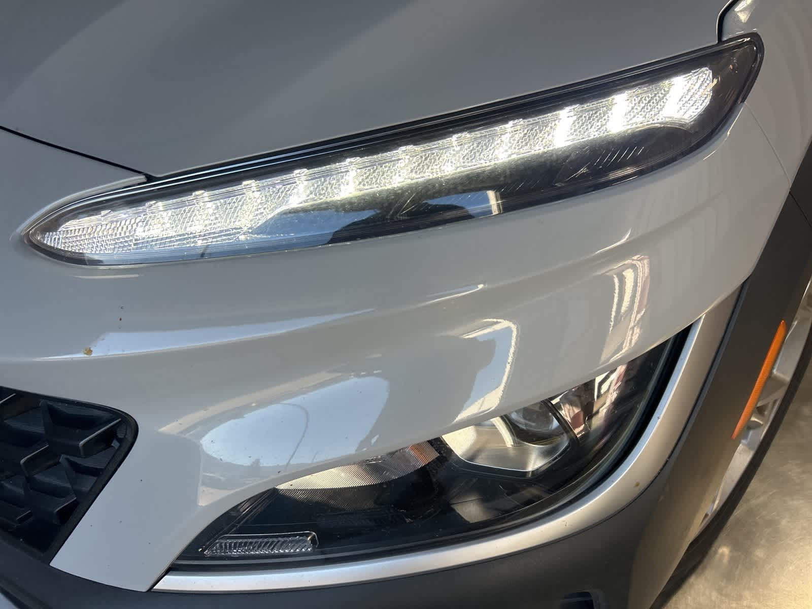2023 Hyundai Kona SEL photo 2