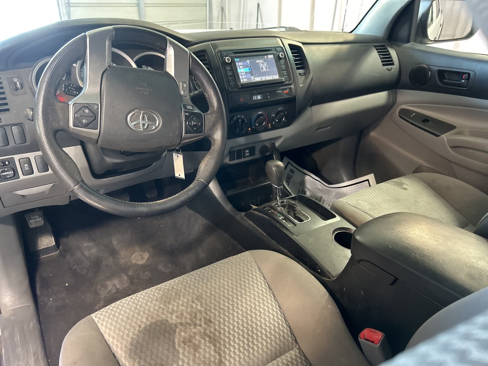 Thumbnail: 2014 Toyota Tacoma - 21