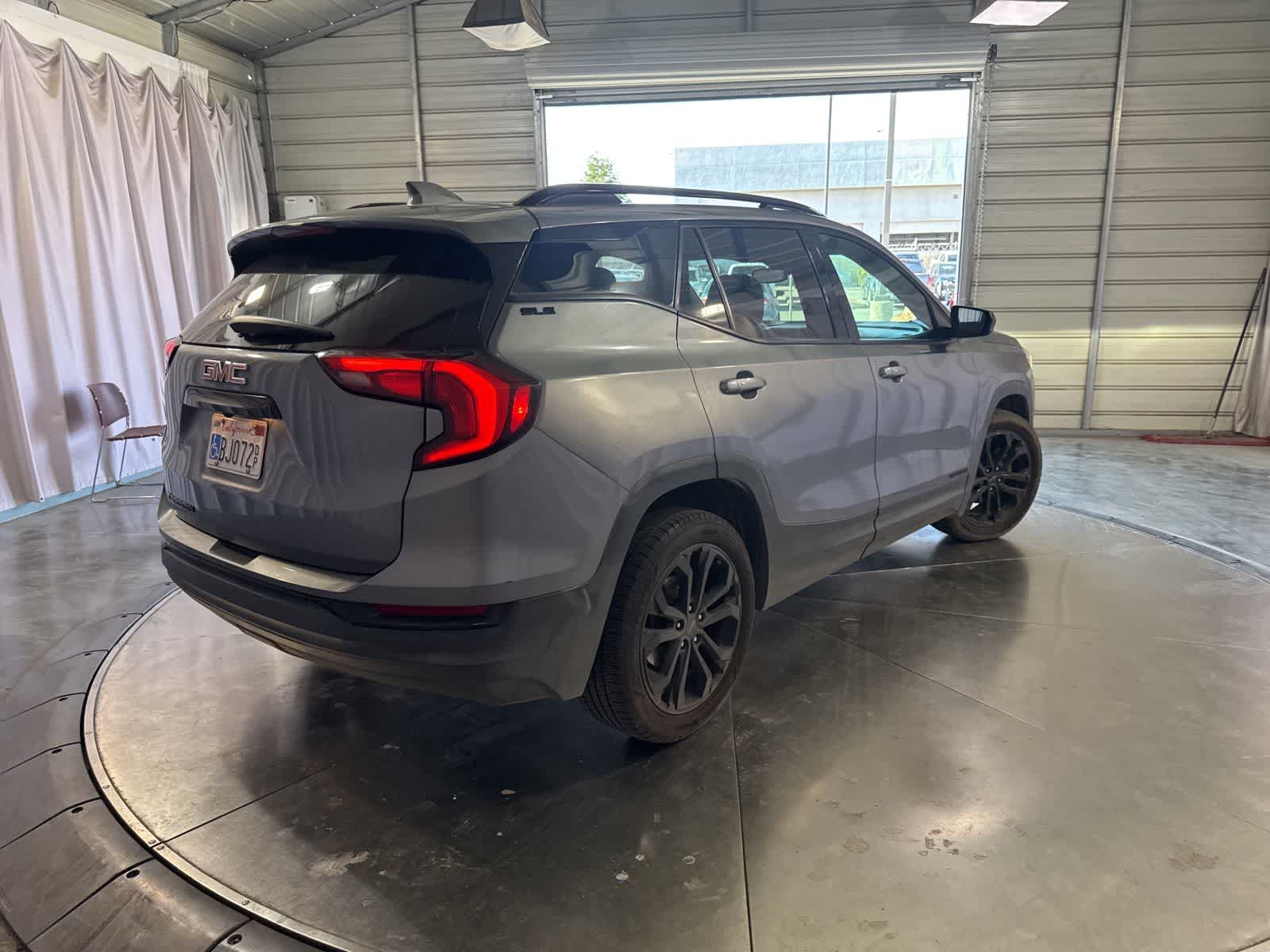 2020 GMC Terrain SLE photo 4
