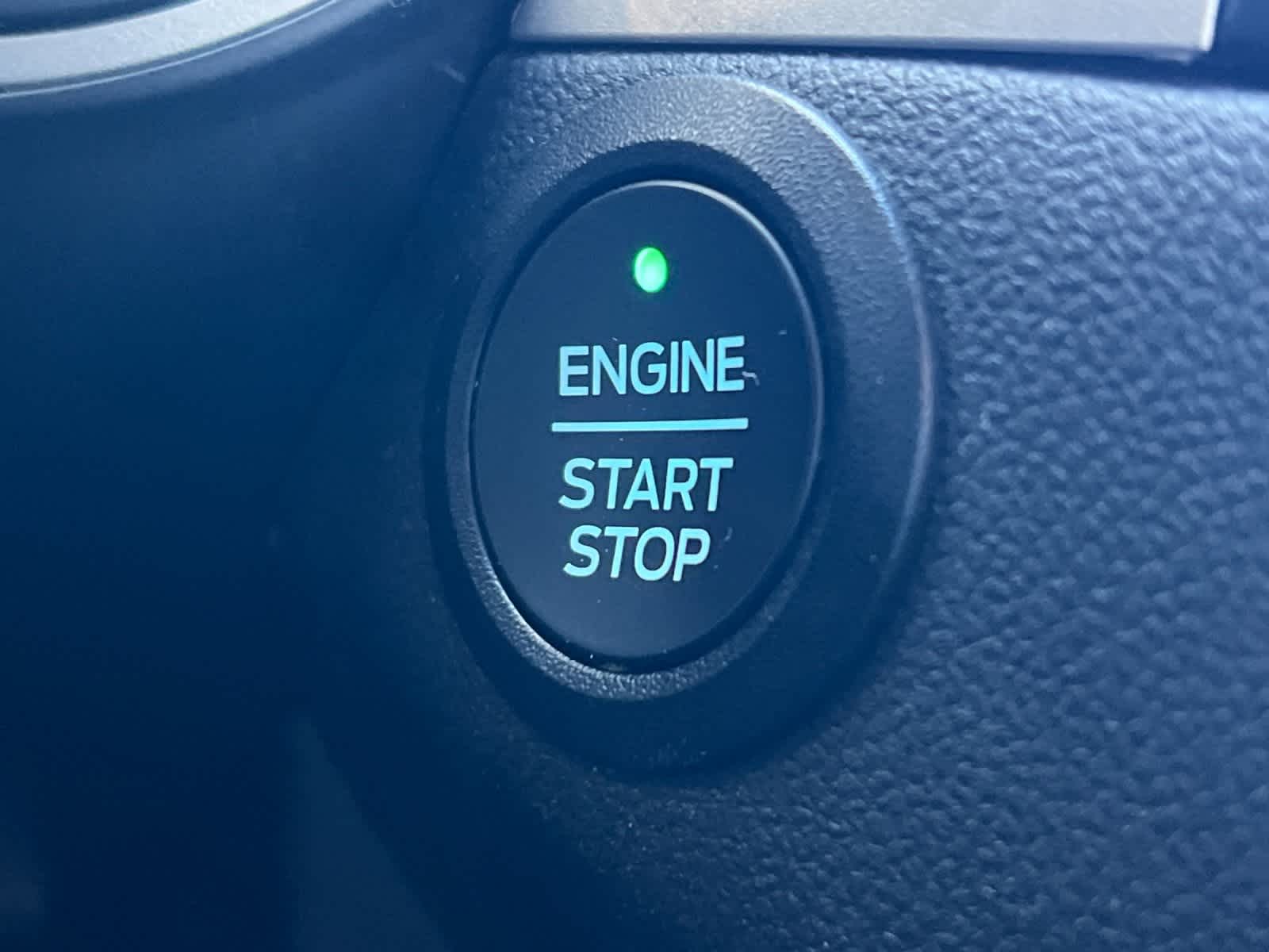 Thumbnail: 2022 Ford Escape - 22