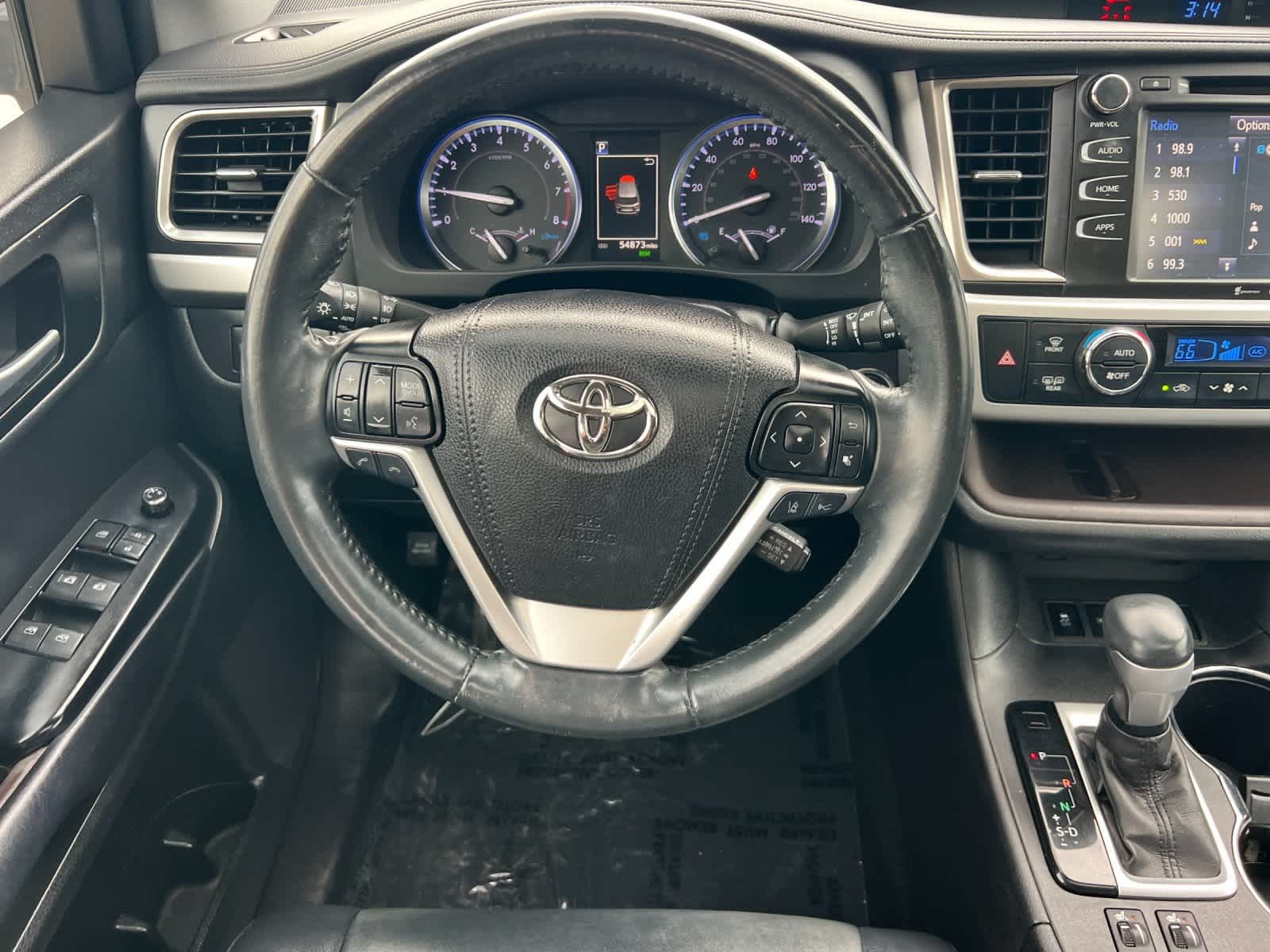 Thumbnail: 2019 Toyota Highlander - 14
