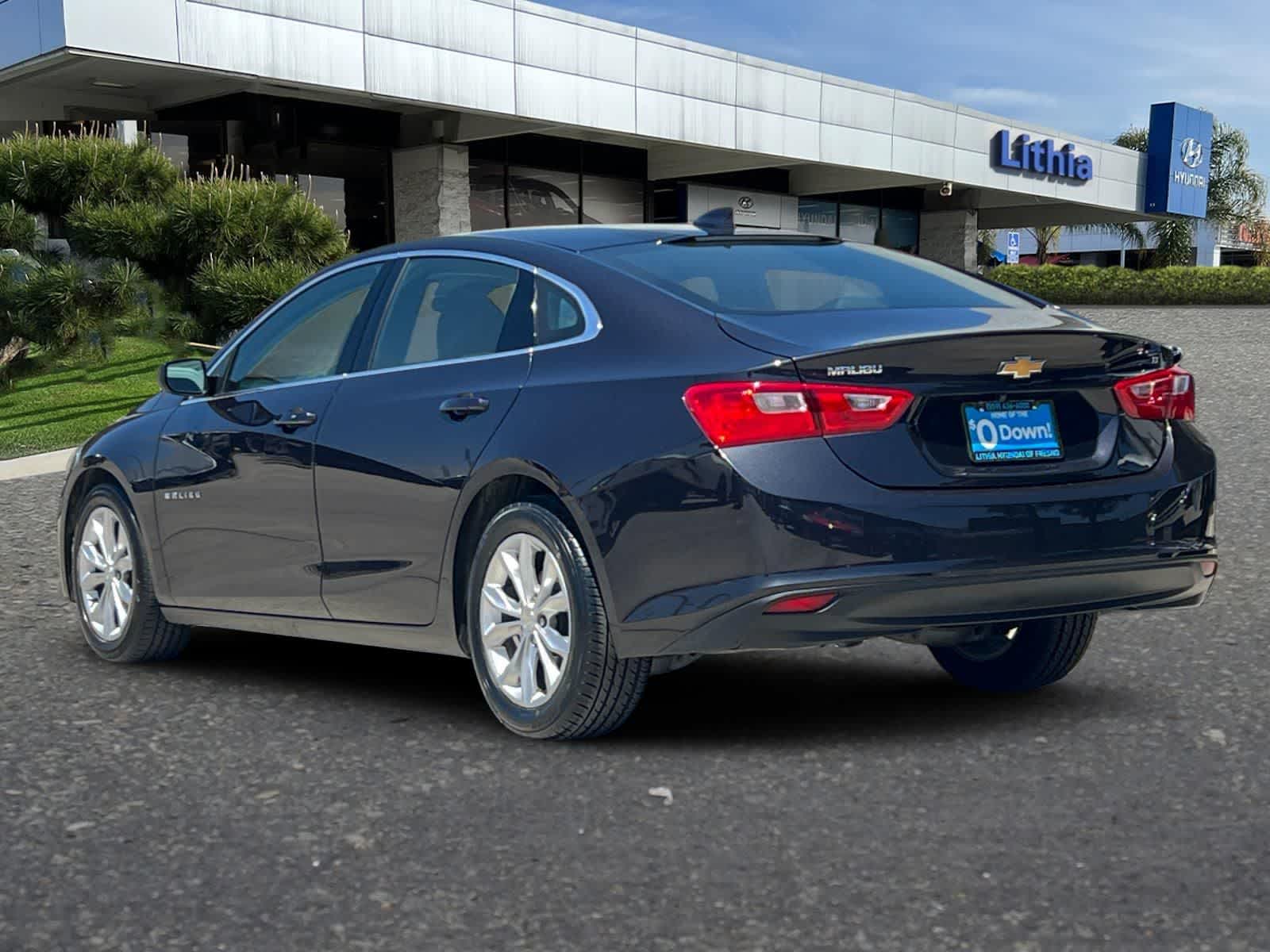 Thumbnail: 2023 Chevrolet Malibu - 6